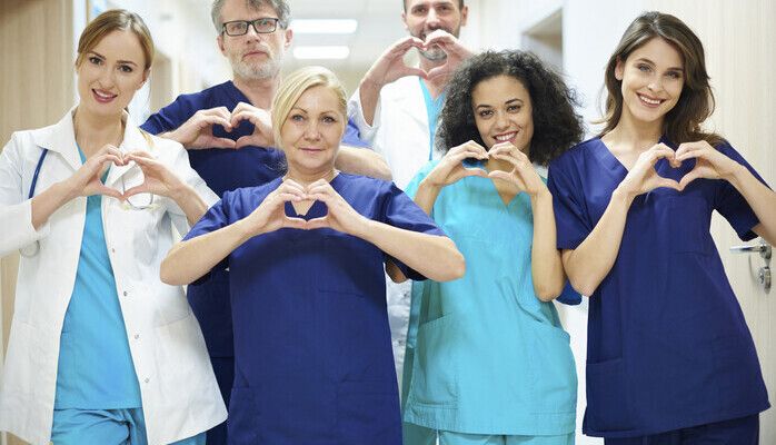 Kvinna 45-60 år sökes som statist för reklamfilm i Stockholm