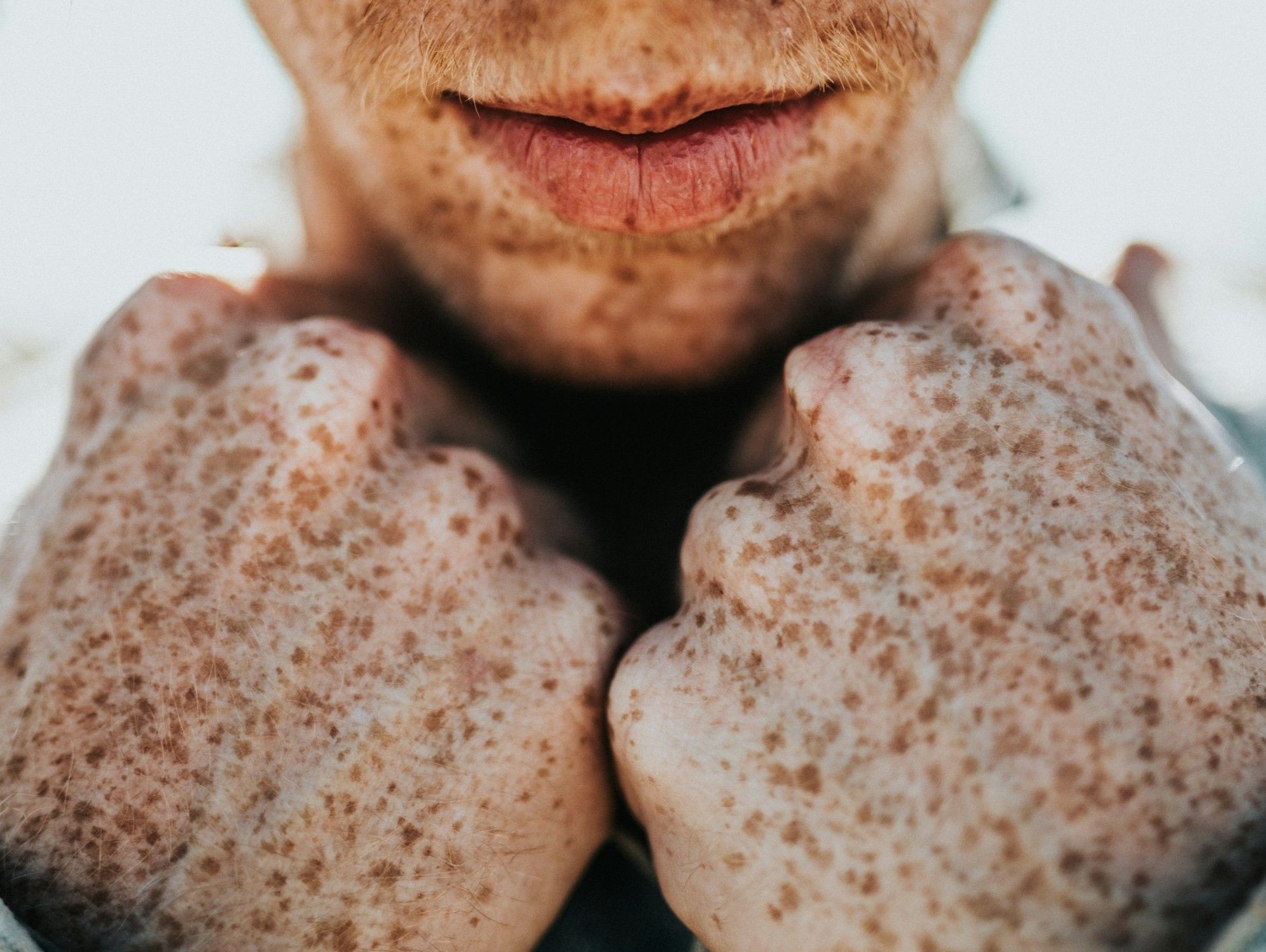 Handmodeller (5 personer) sökes till reklamkampanj för ljudbokstjänst