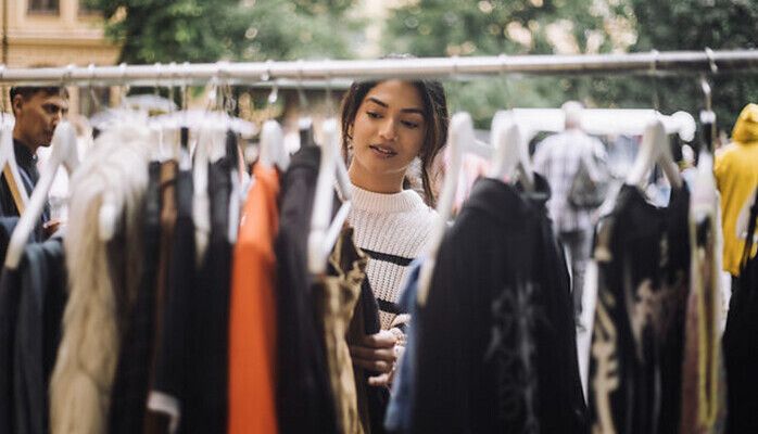 Modeller 25-30 år sökes för plåtning på tema "Marknad/gatufest" i Stockholm