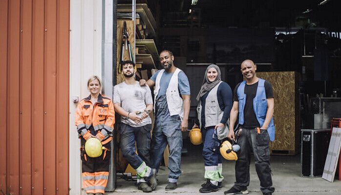 Personer i 25-50-årsåldern sökes till fotografering med tema "industri-arbete" i Göteborg