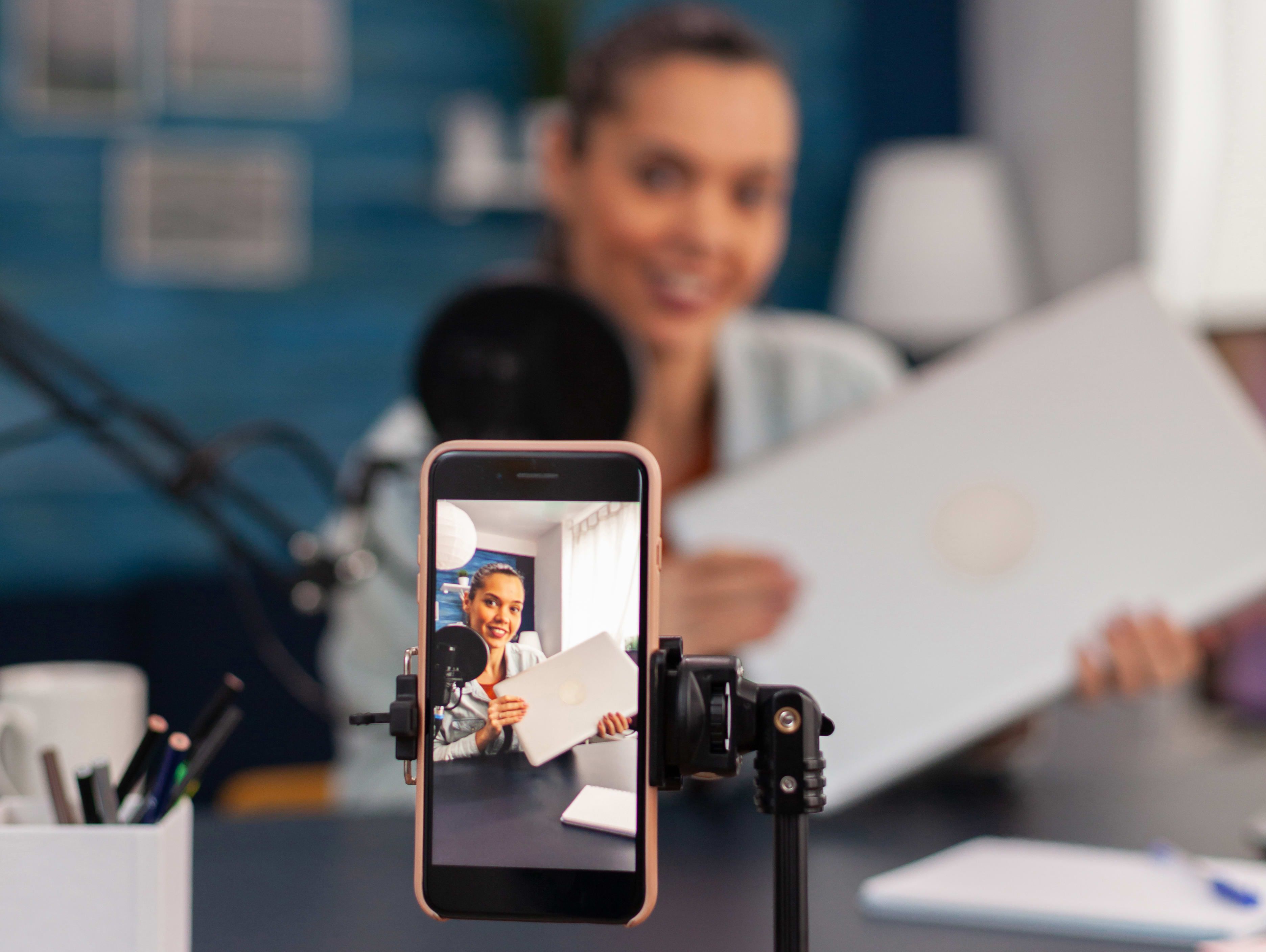 Söker finsk- eller tysktalande UGC-kreatörer för långsiktigt samarbete!