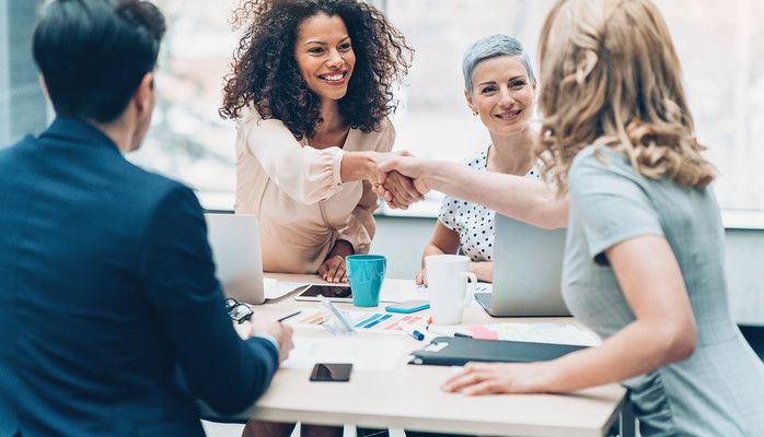 Kvinna 30-45 år med hund sökes för reklamfilm