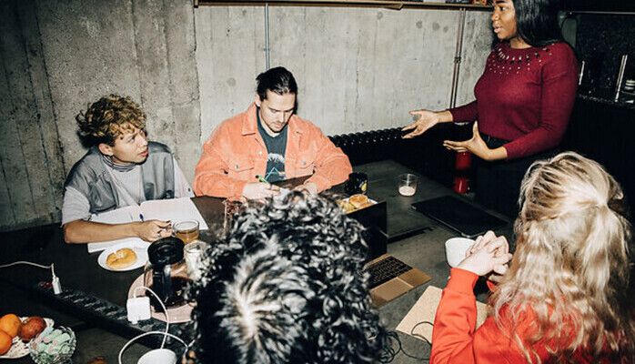 Modeller 25-30 år sökes för fotografering på tema "Start up" i Stockholm den 8 november