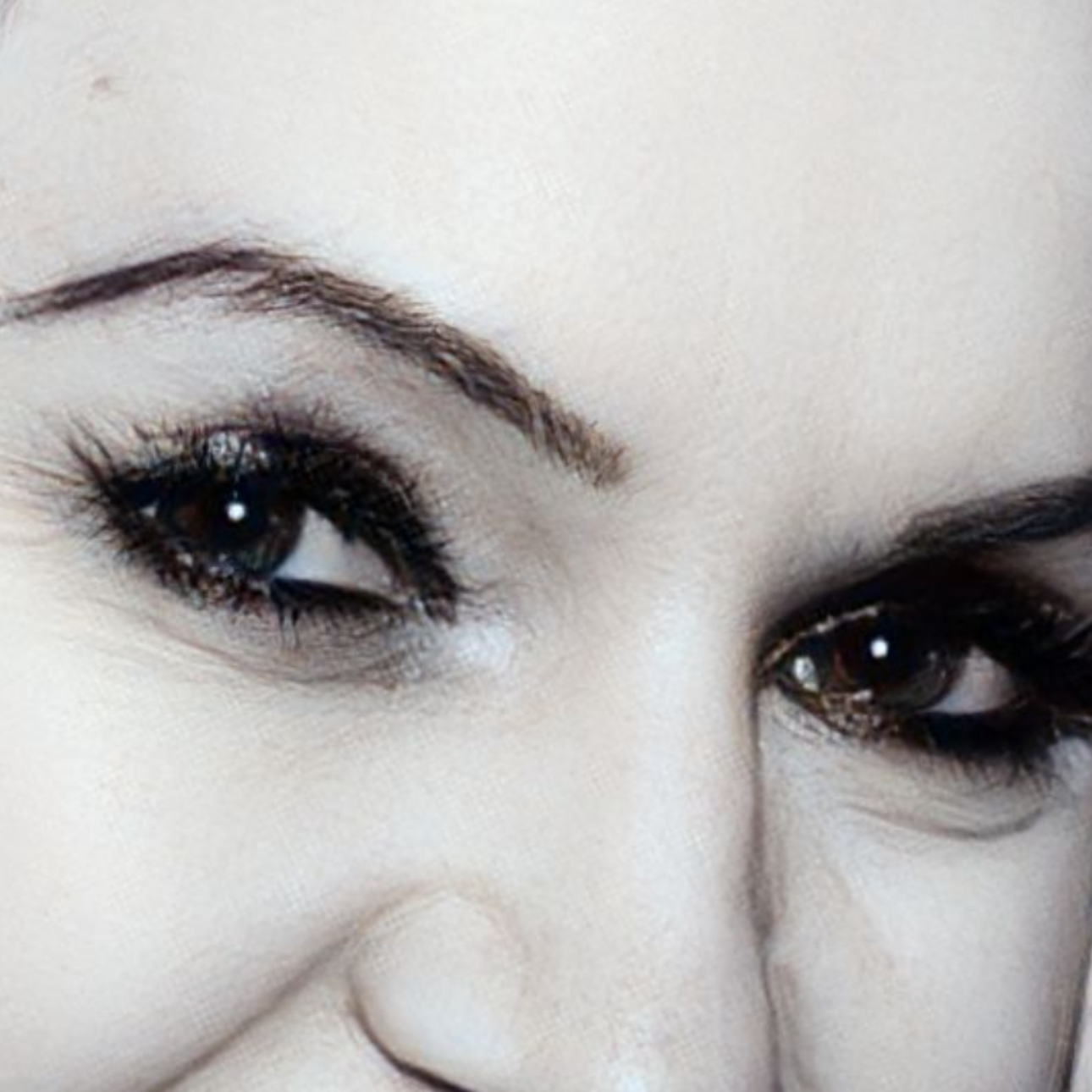 Profilbild för Adrienne Galambos