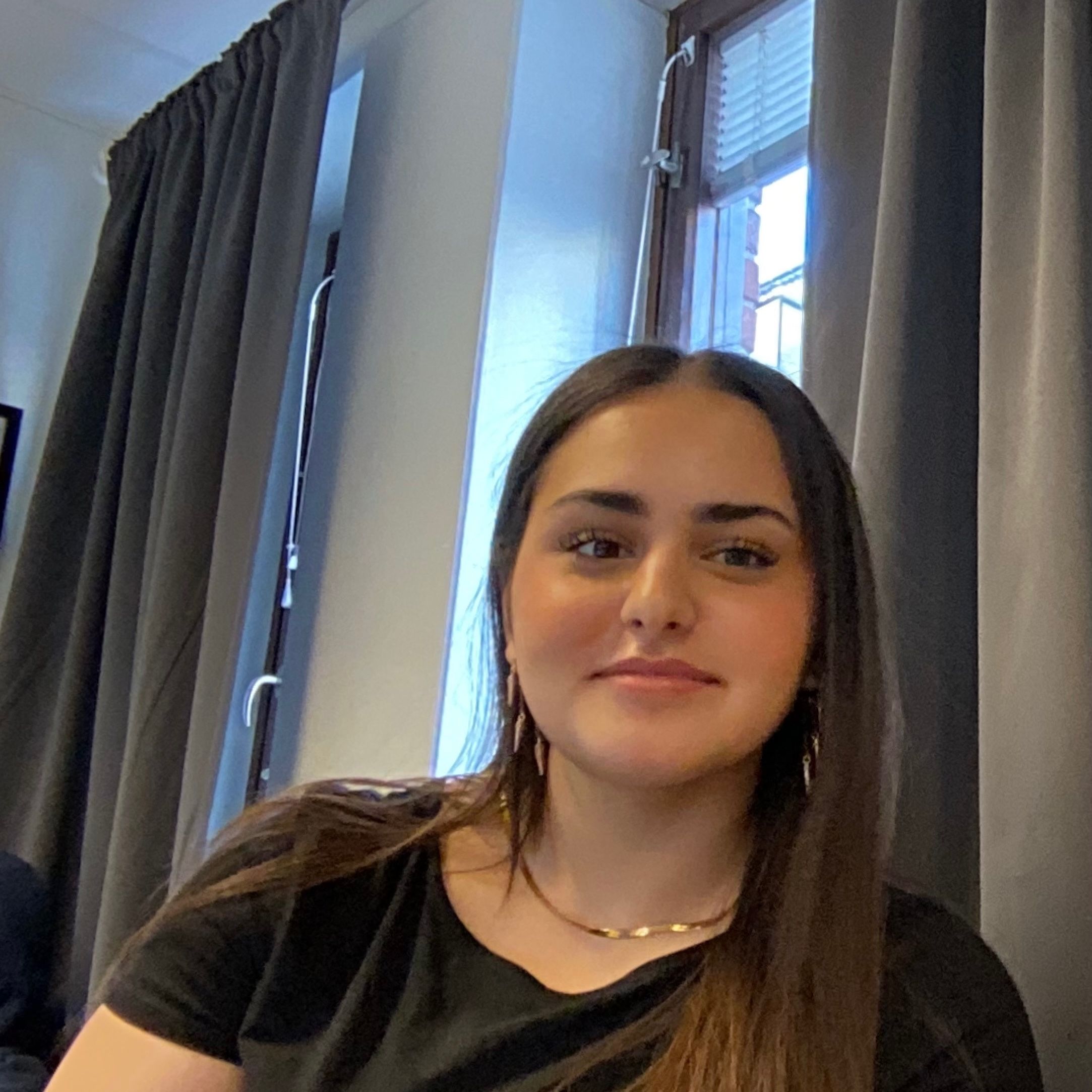 Profilbild för Elif Aypek