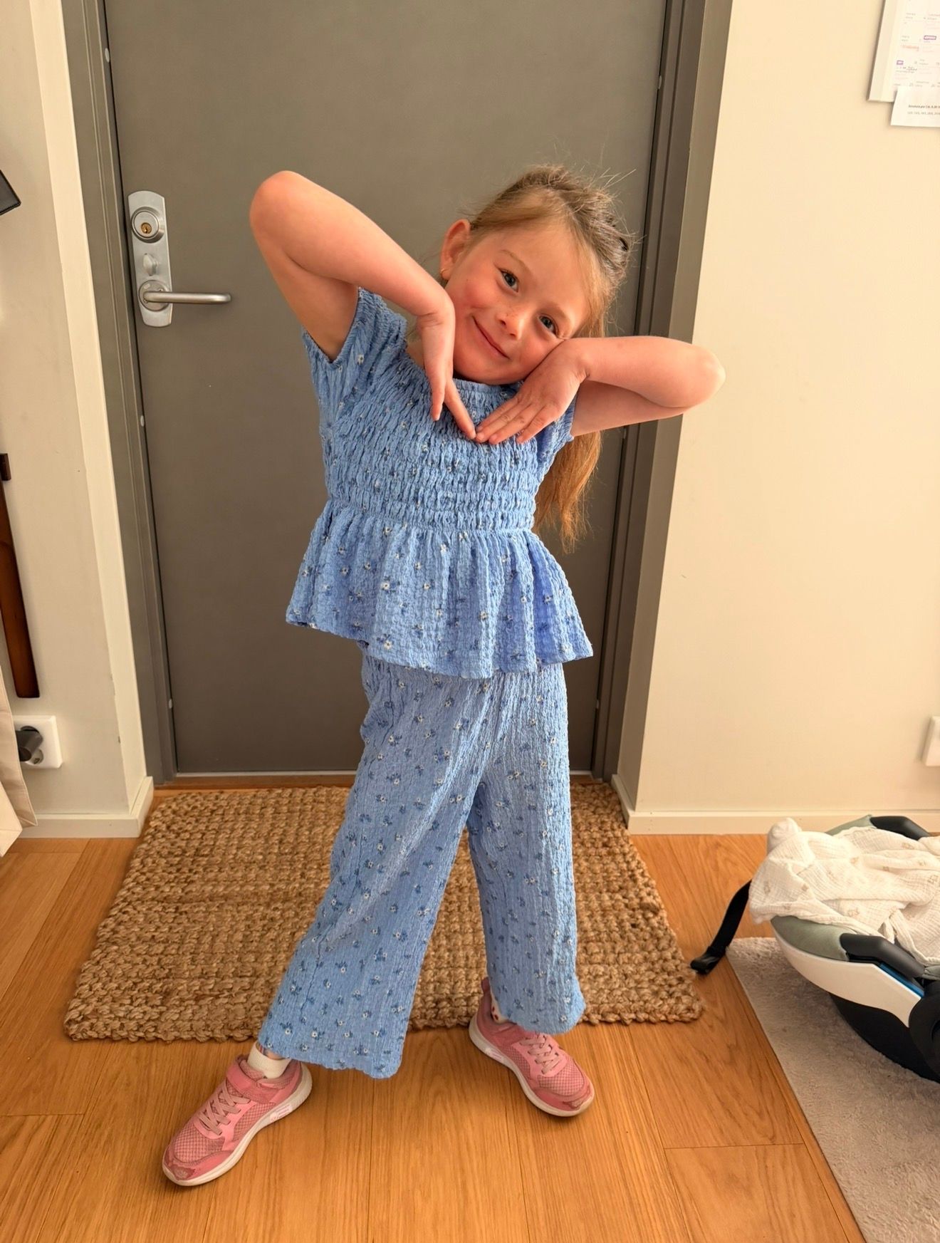 Profilbild för Aztrid Ljungvall Holmeberg