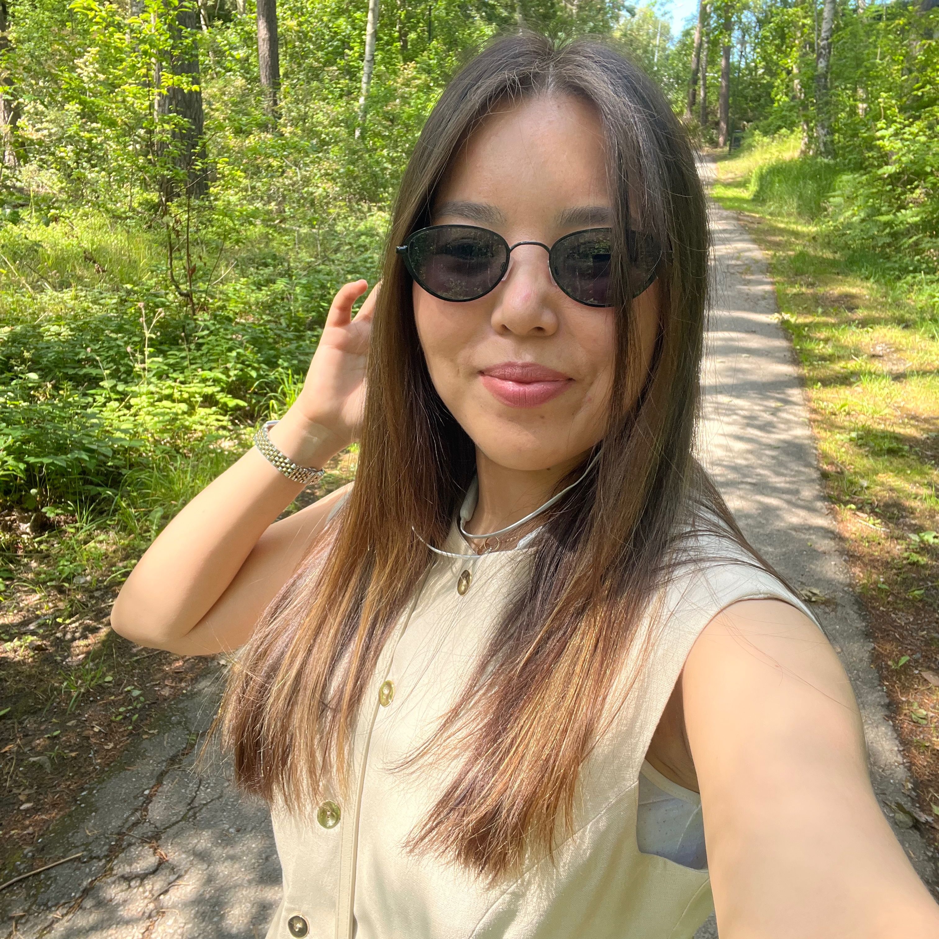 Profilbild för Aziza Mayemgenova
