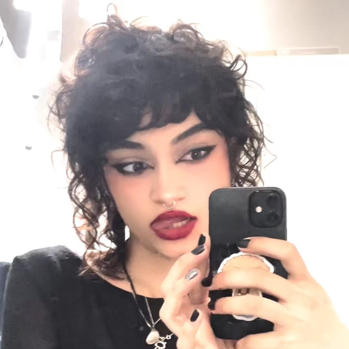 Profilbild för Trixie Shafi Abadi