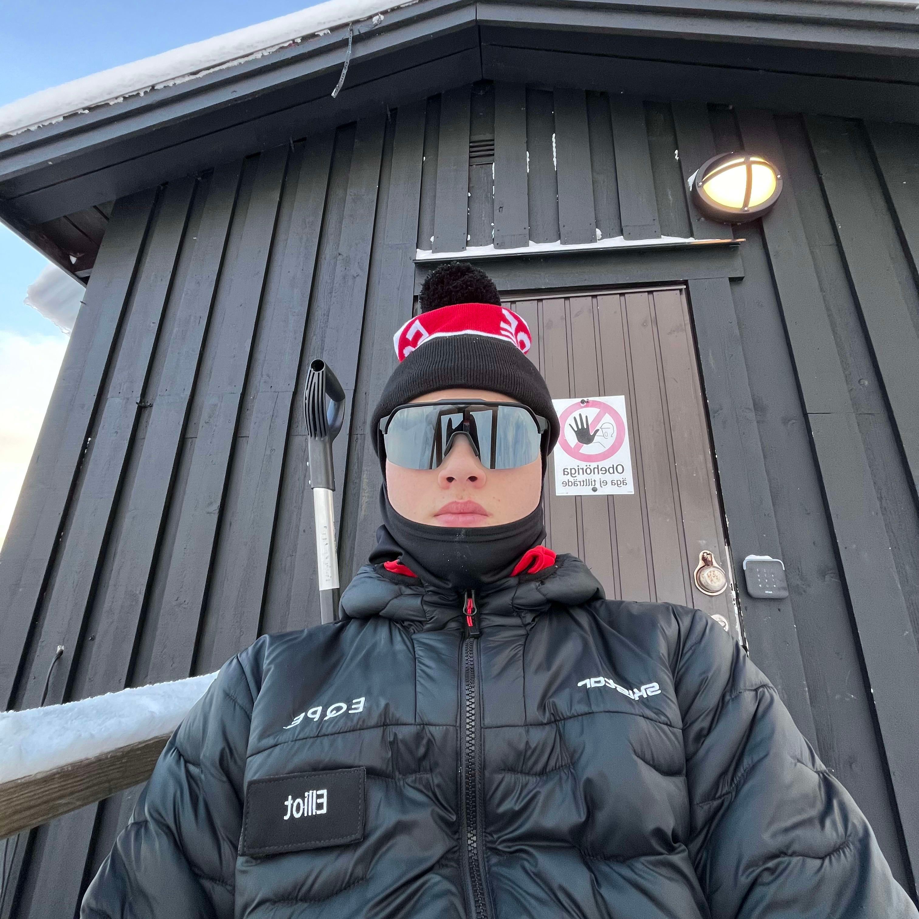 Profilbild för Elliot Thyrell