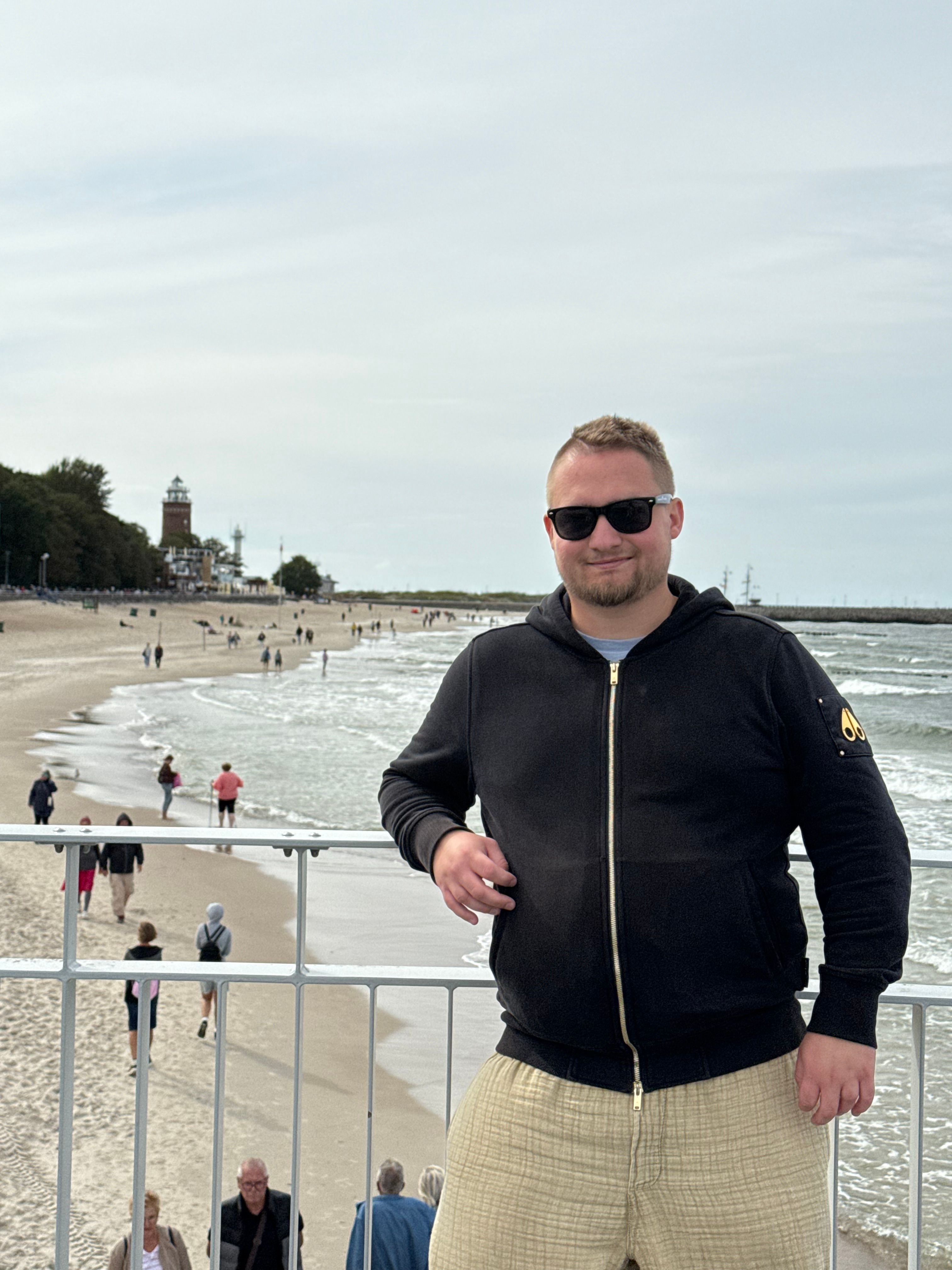 bild 0}