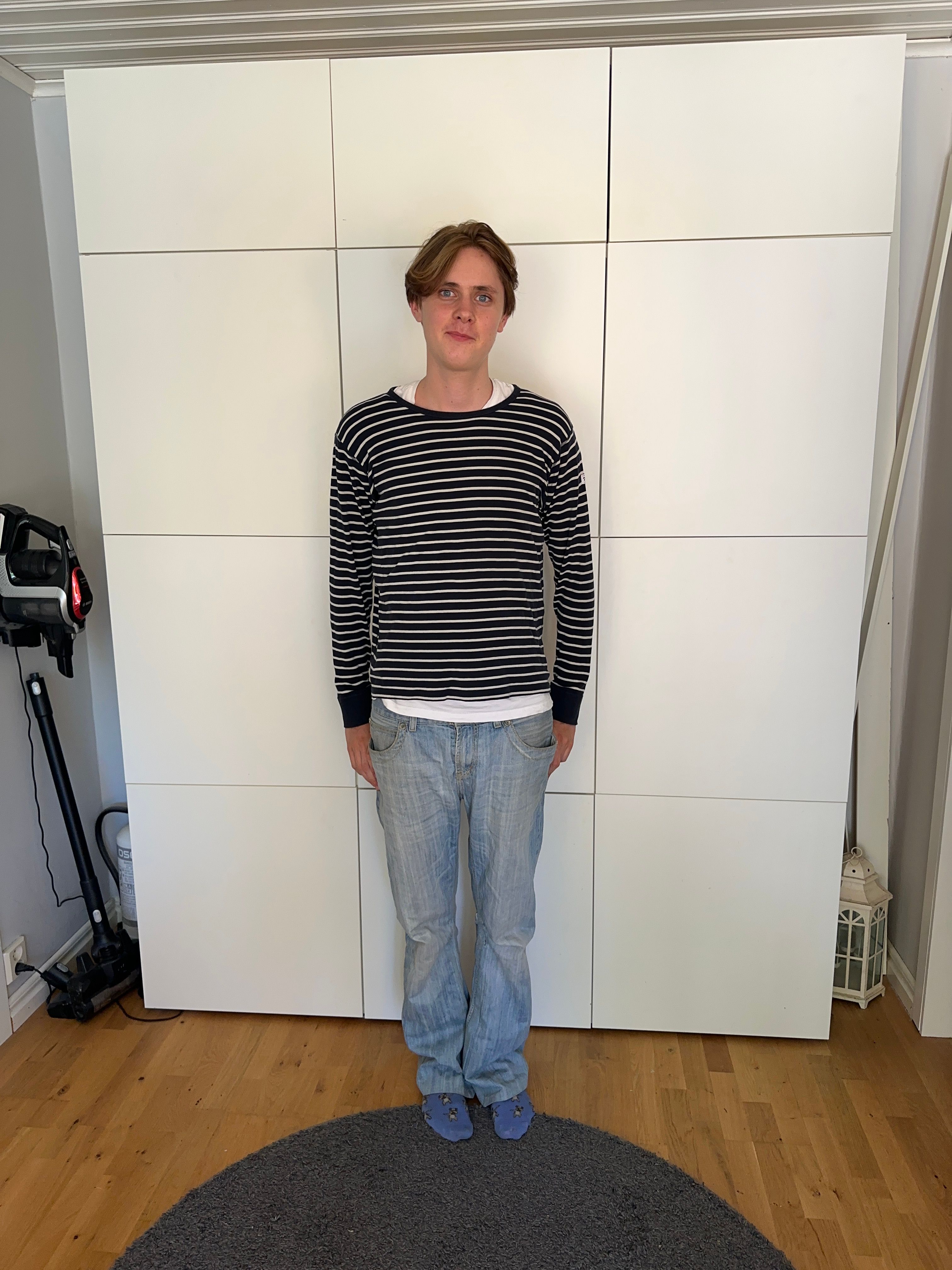 bild 0}