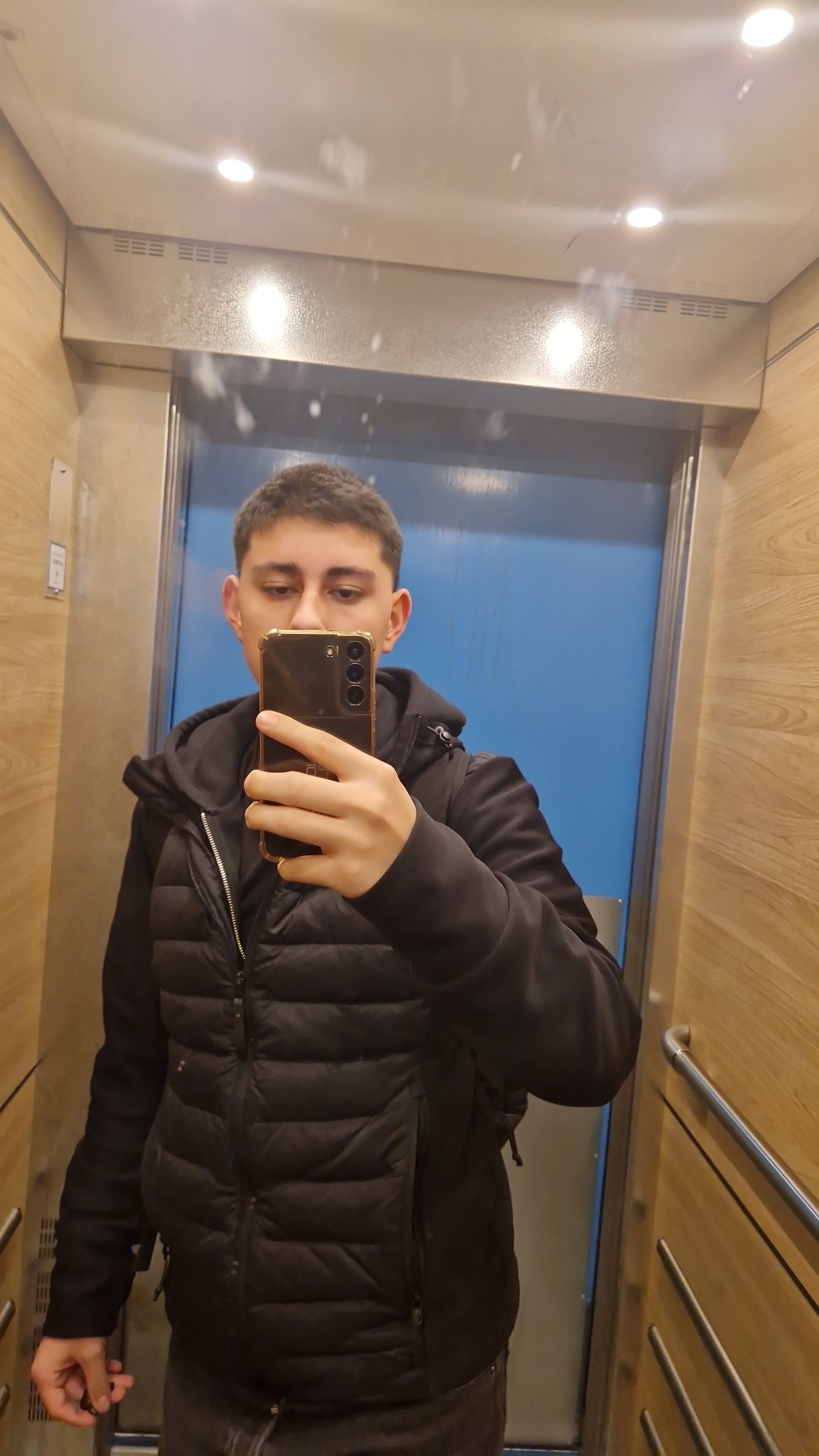 bild 0}