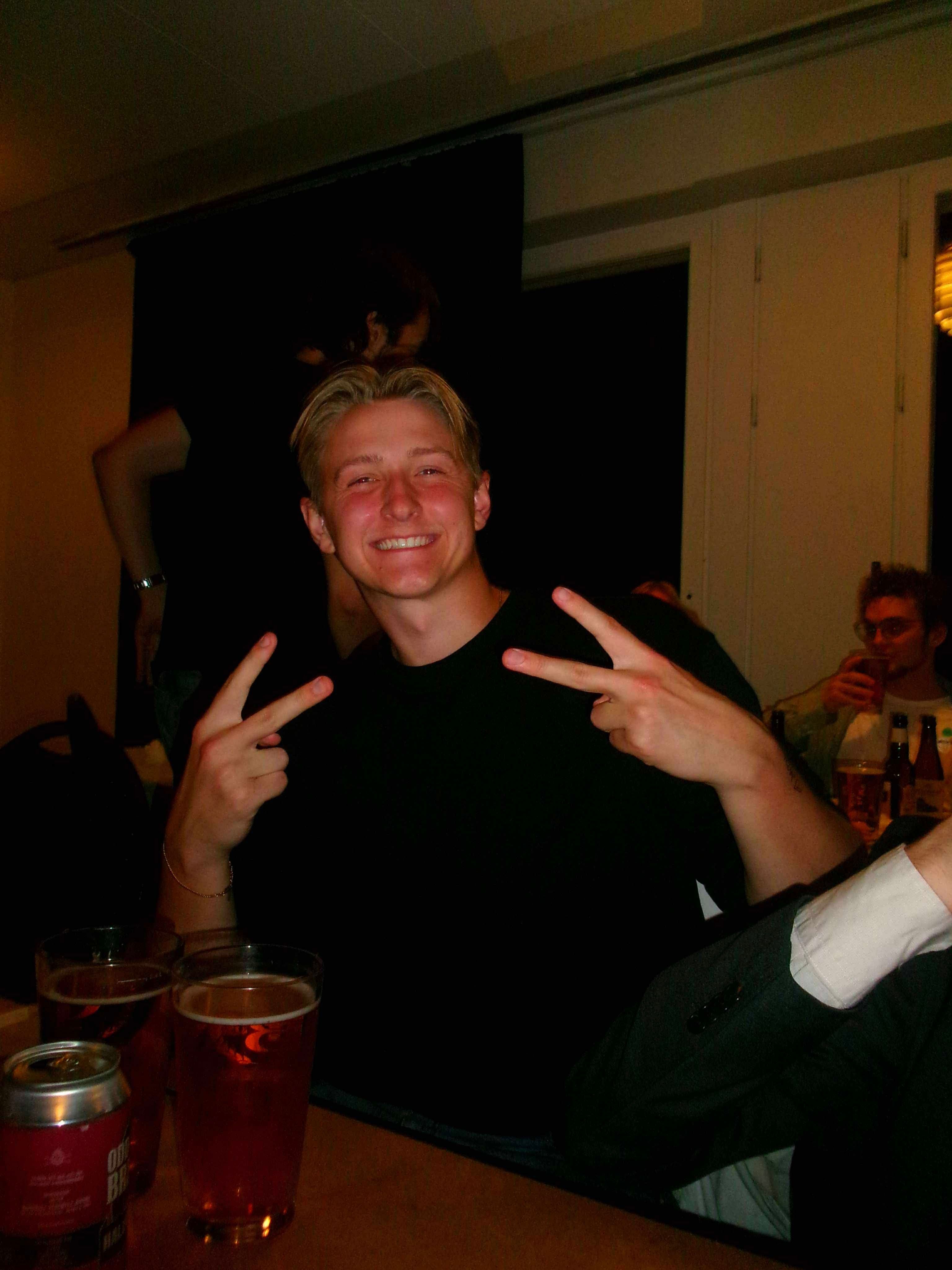 bild 0}