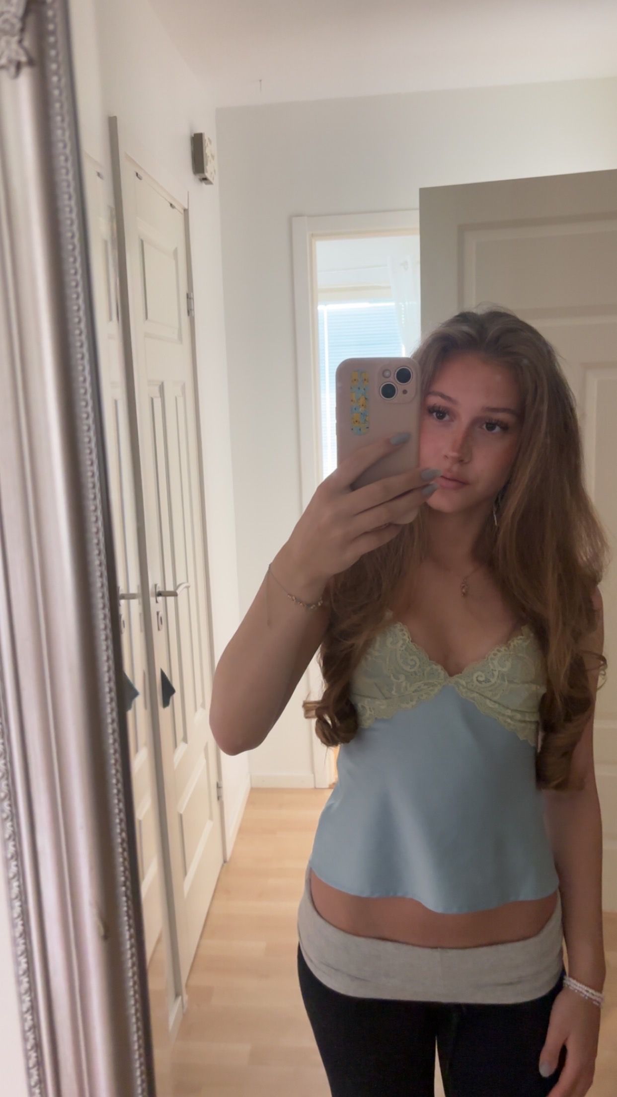 bild 0}