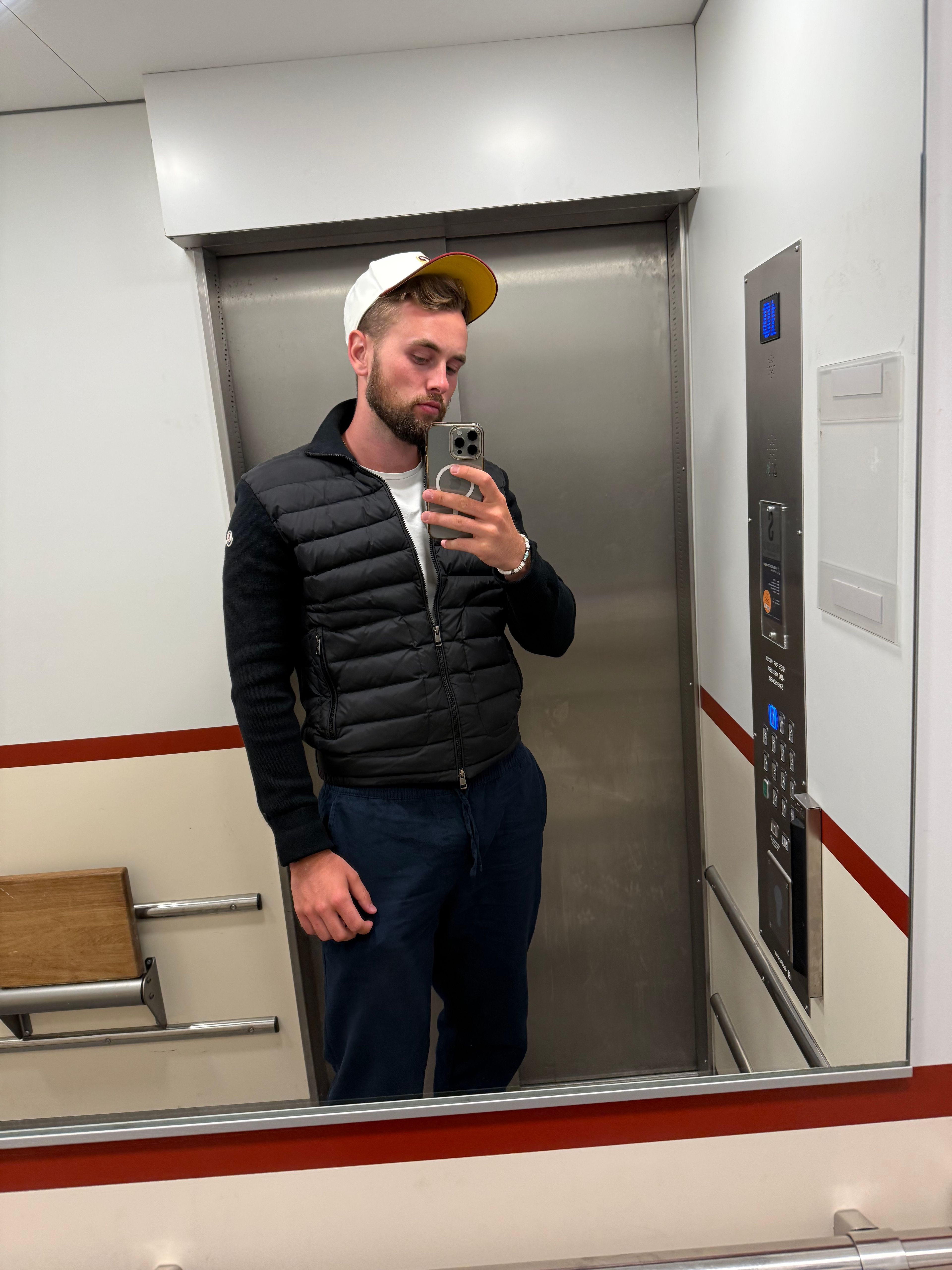bild 0}