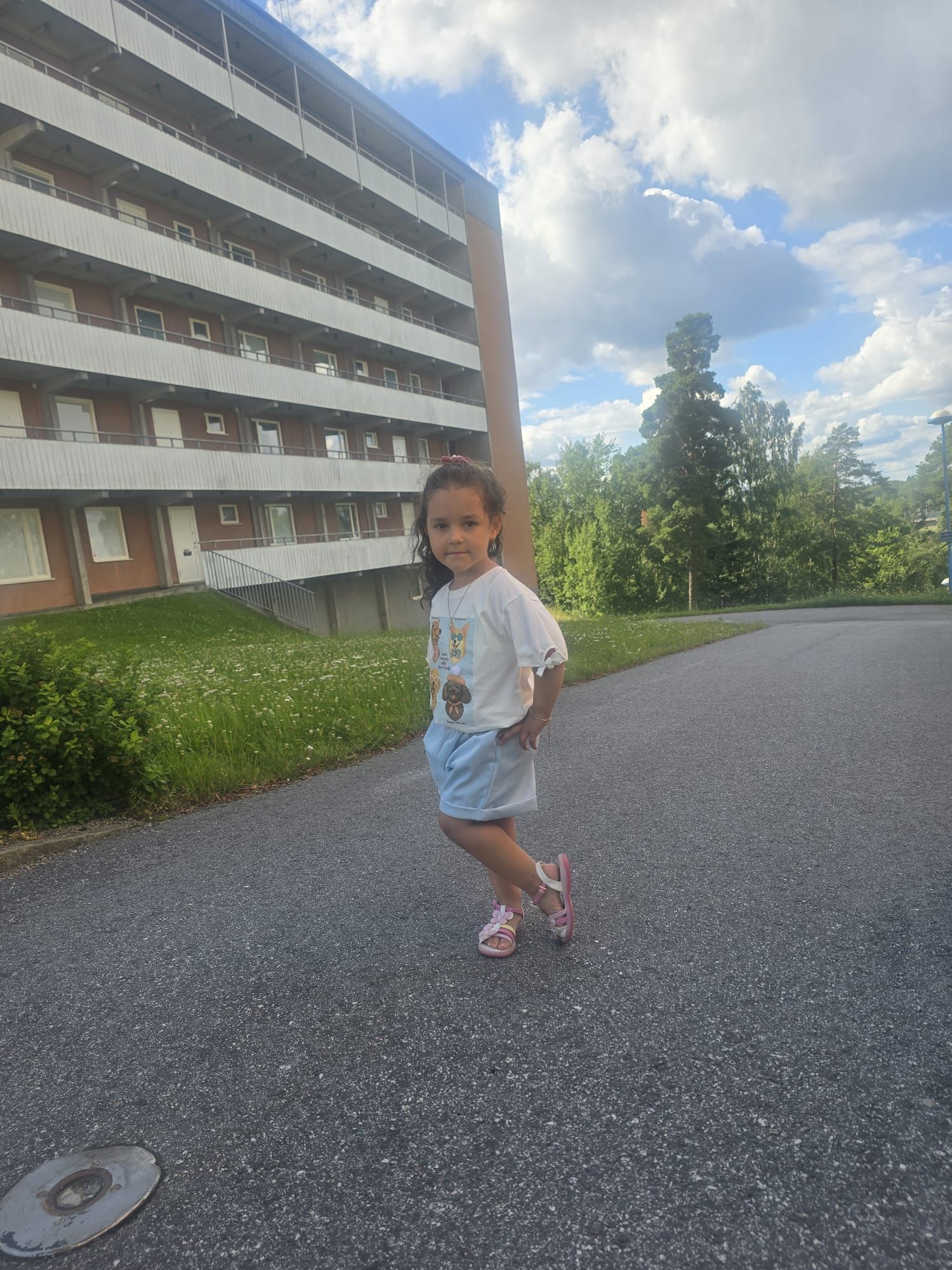 bild 0}