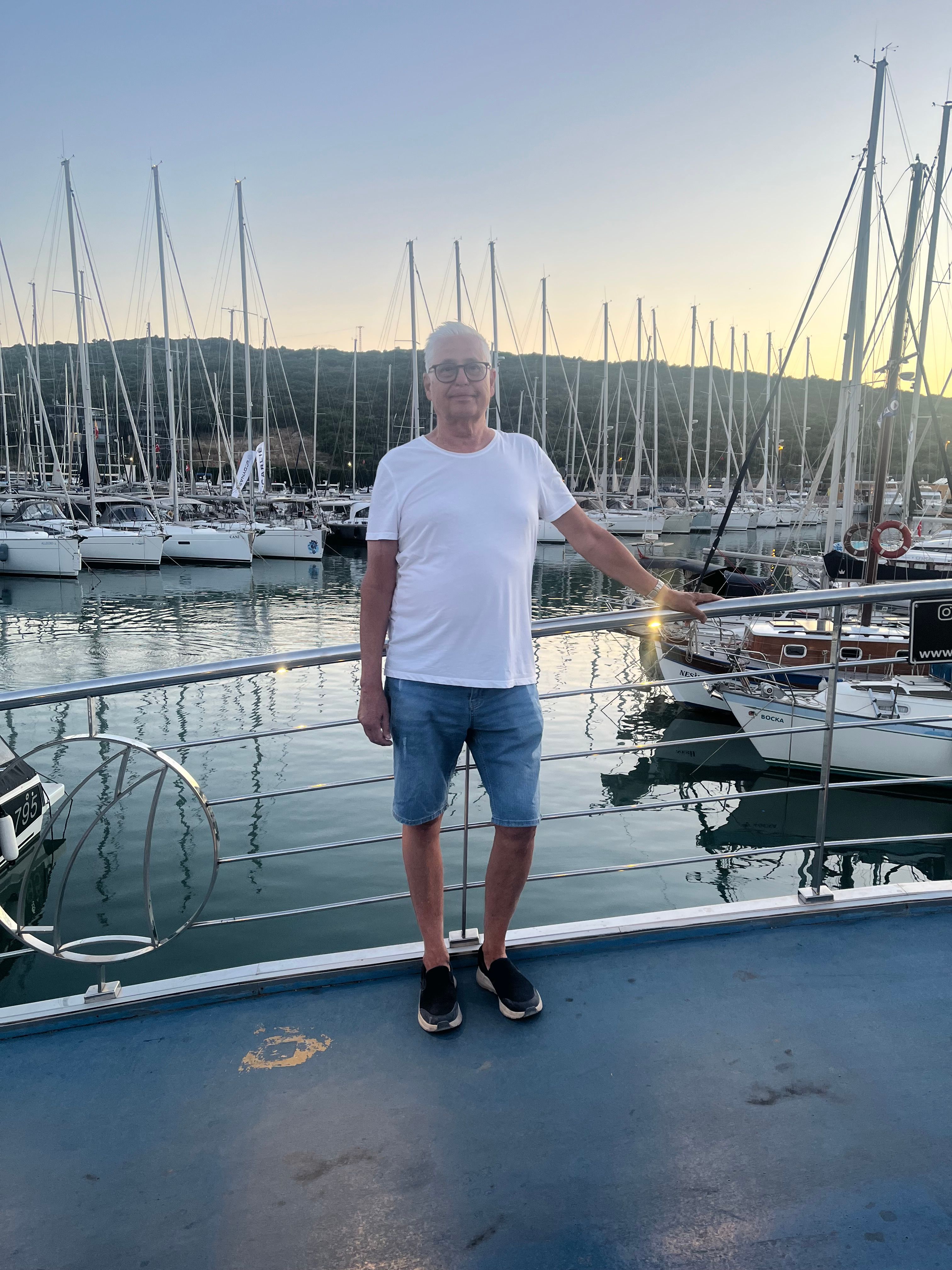bild 0}
