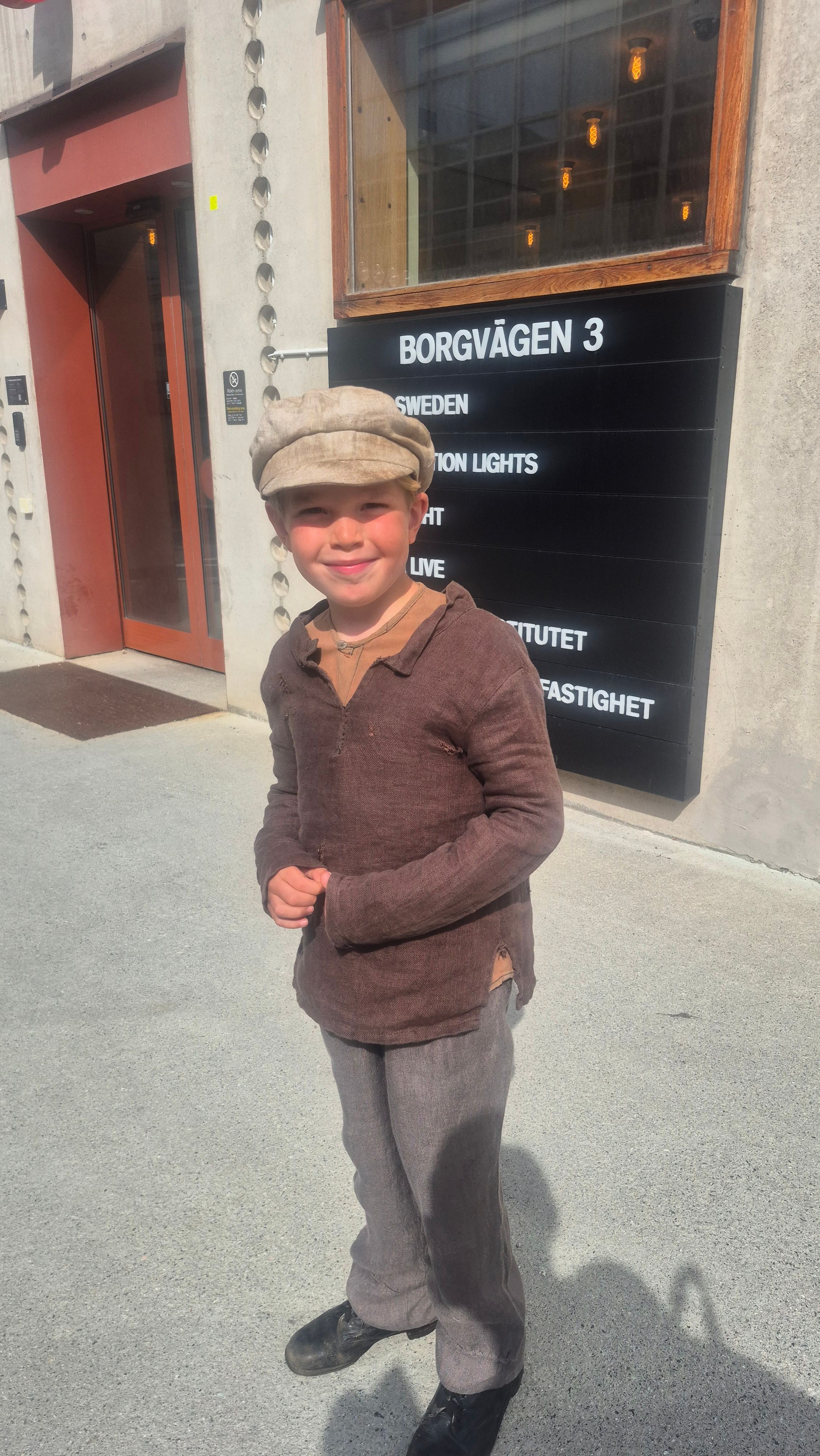 bild 0}