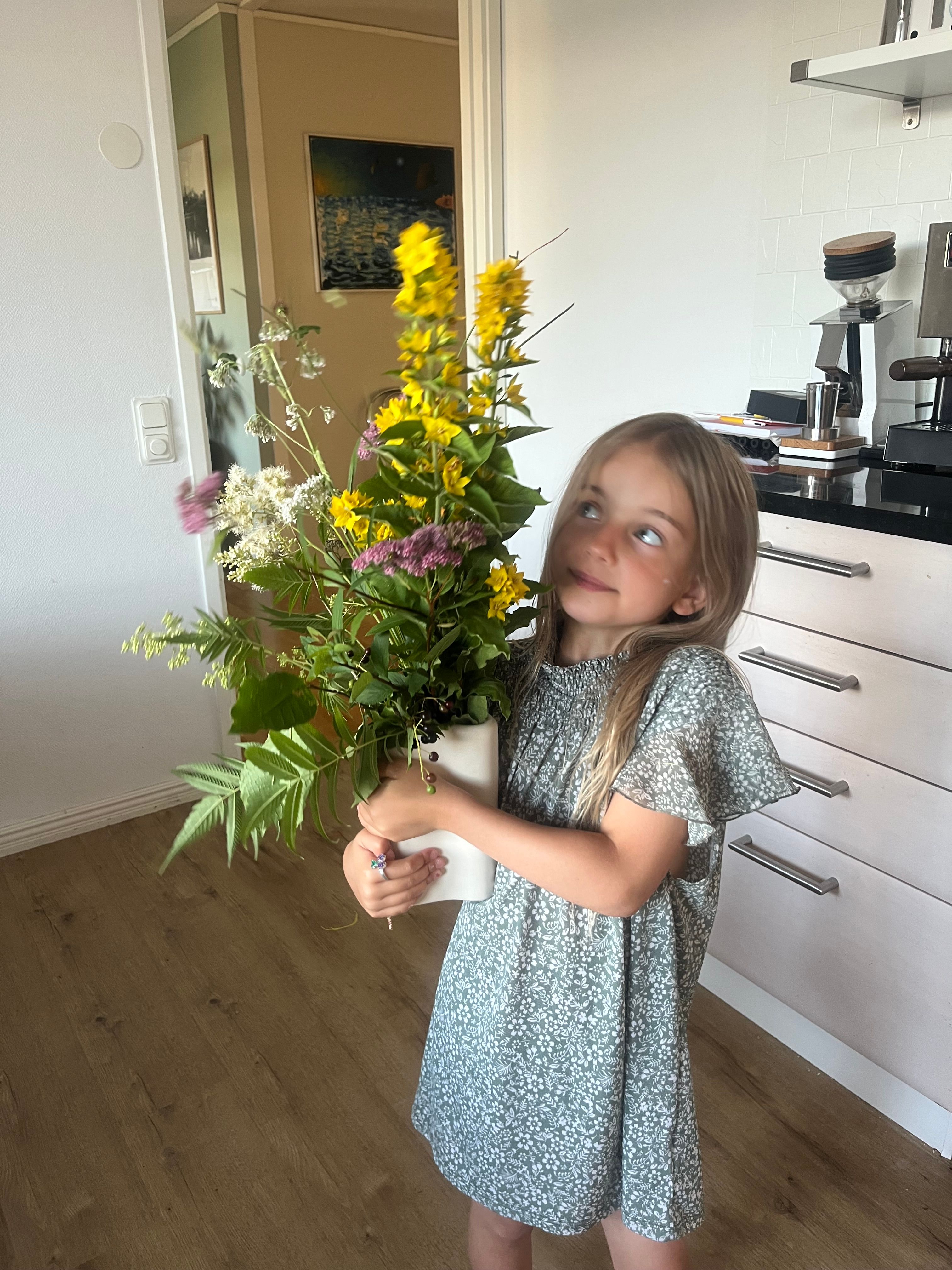 bild 0}