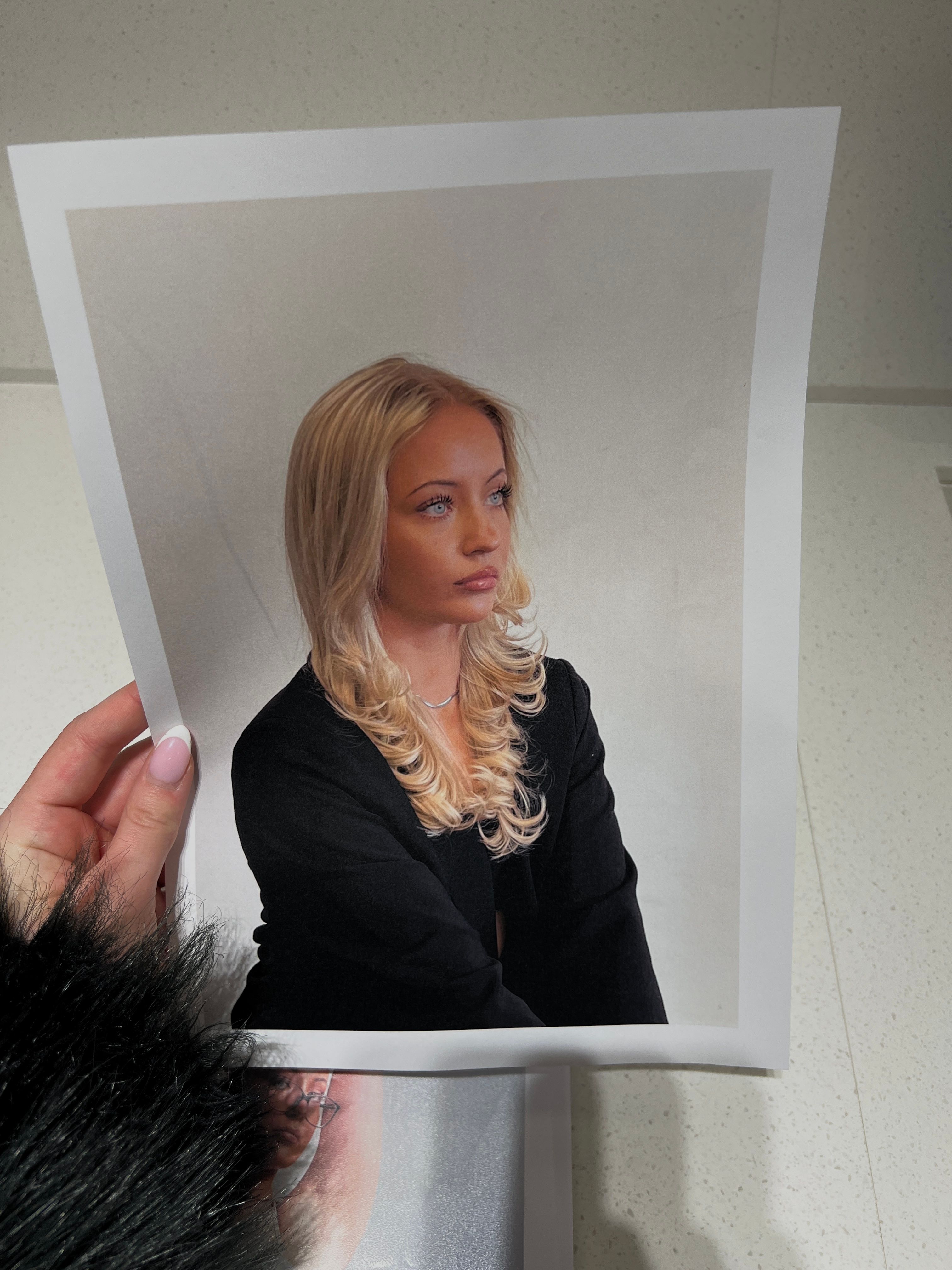 bild 0}