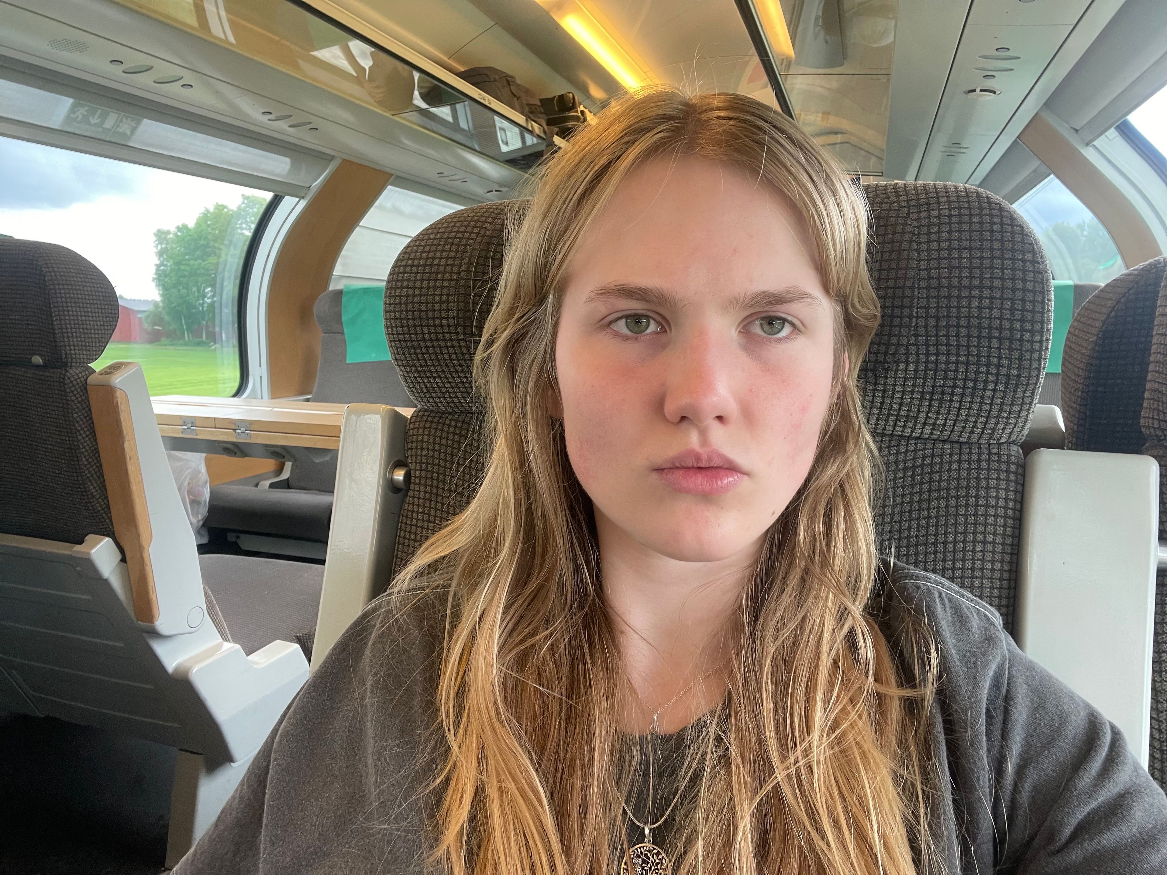bild 0}