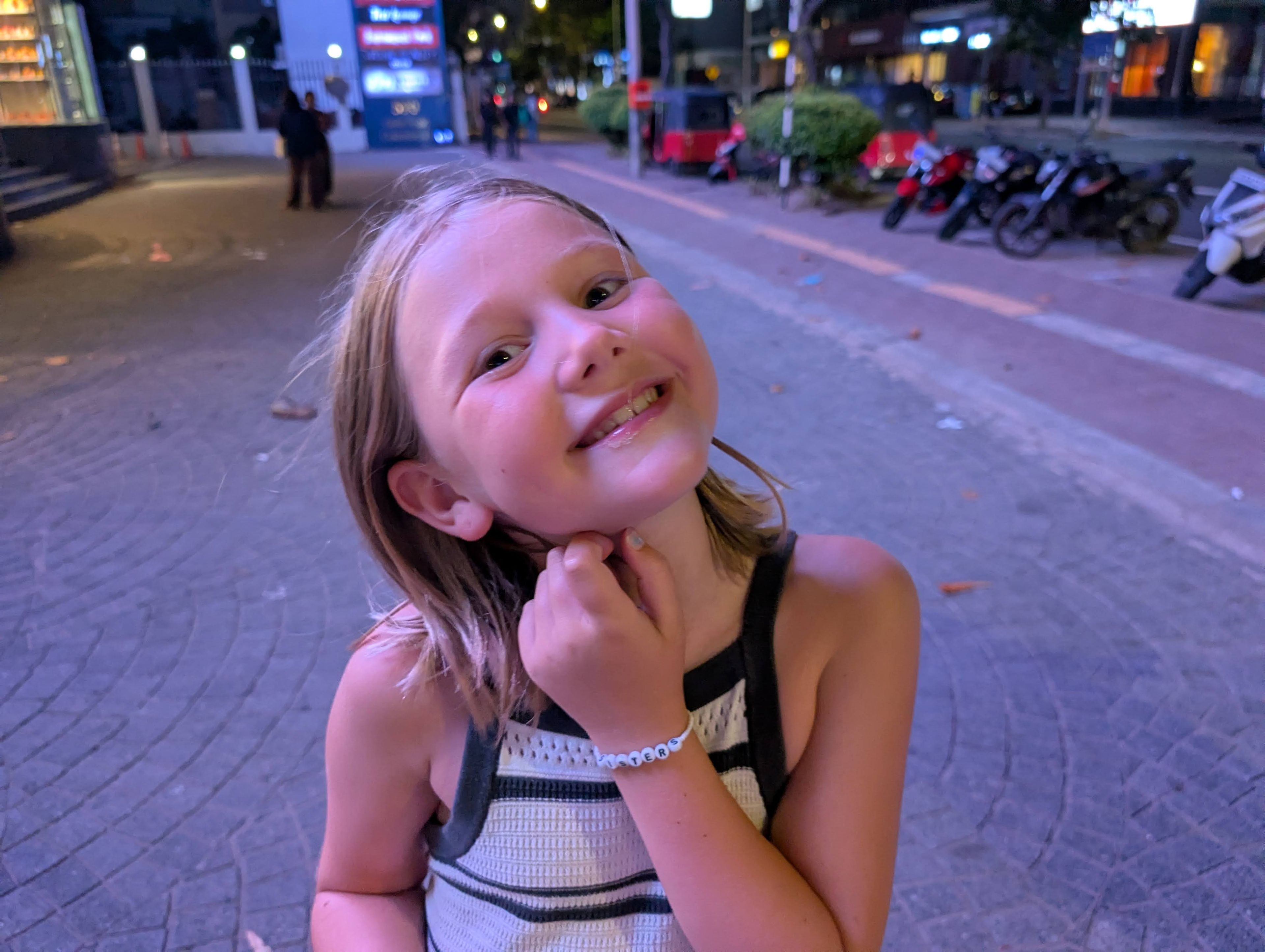 bild 0}