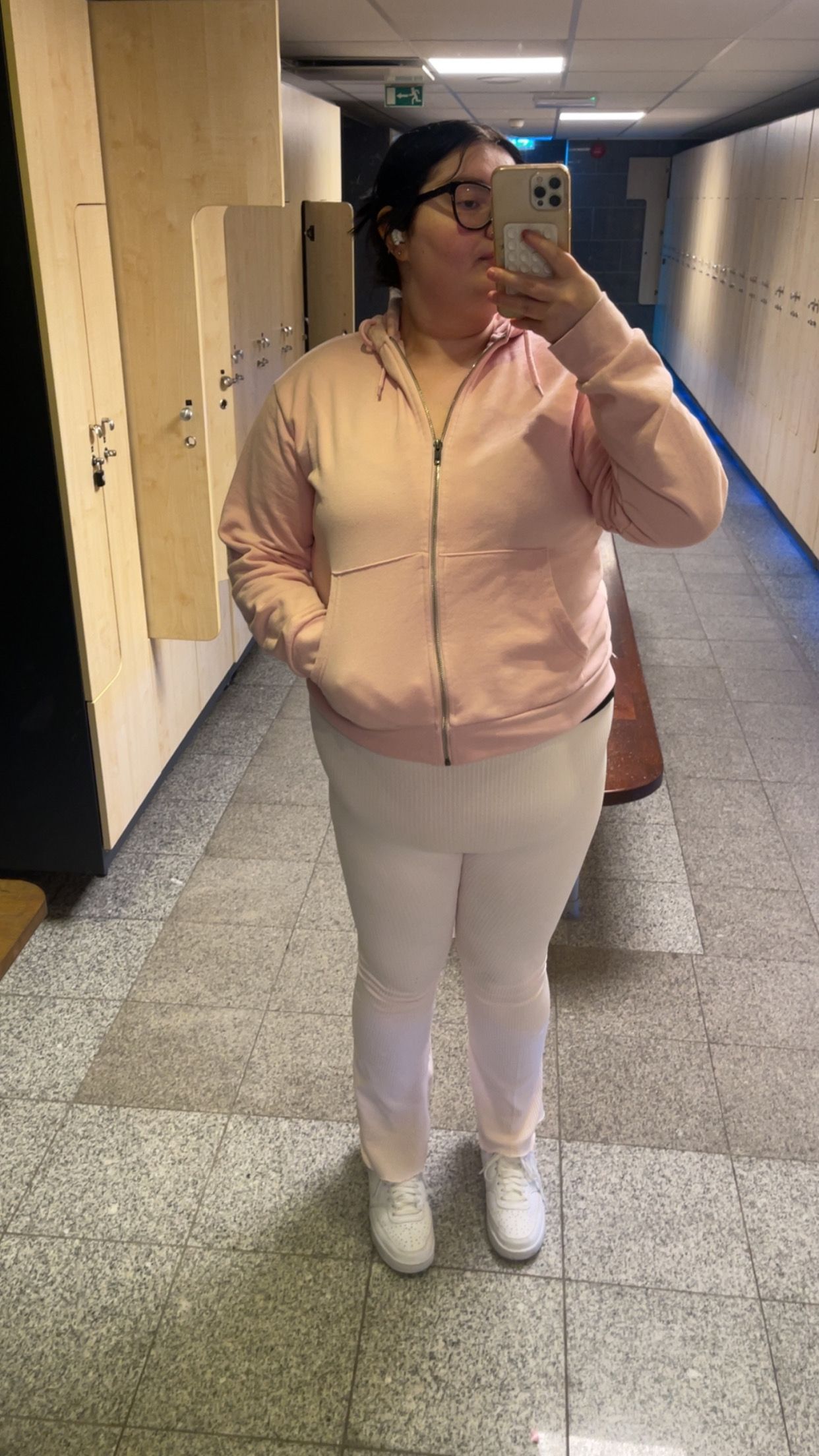 bild 0}