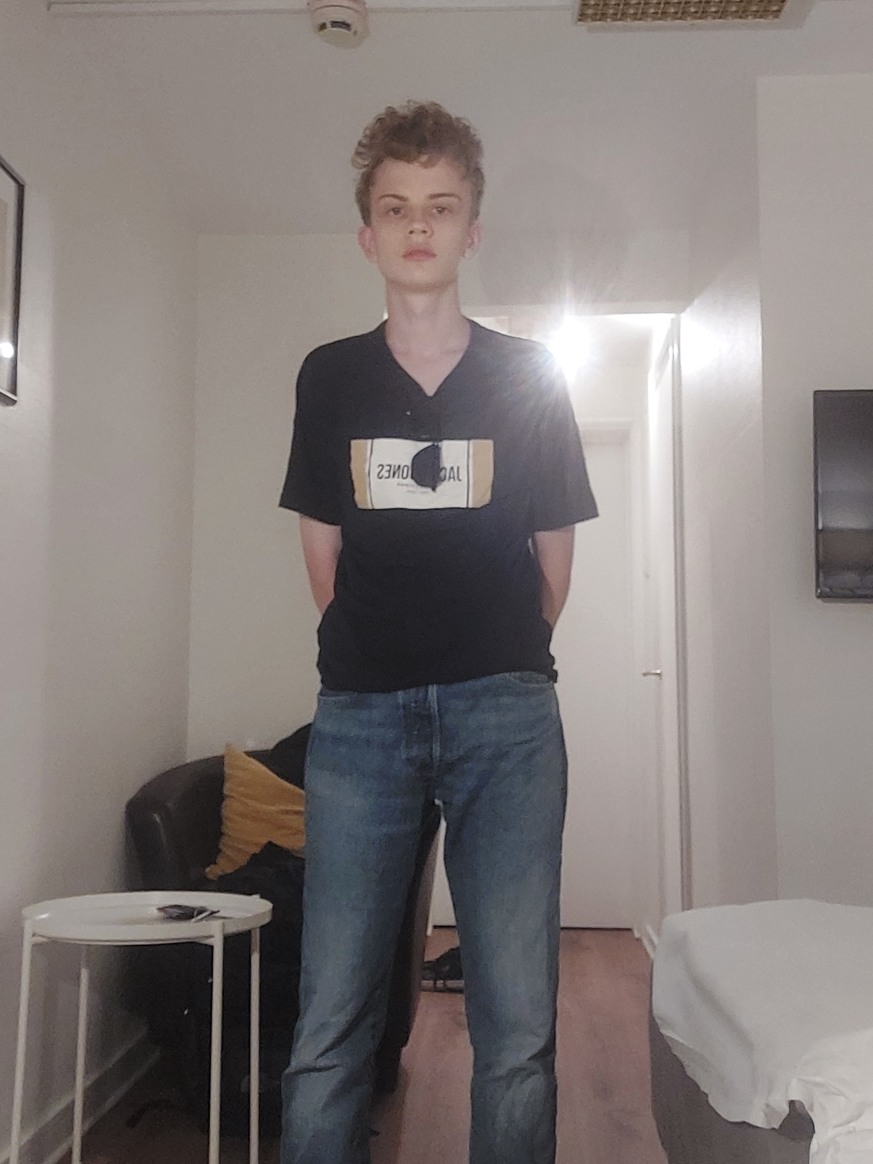bild 0}
