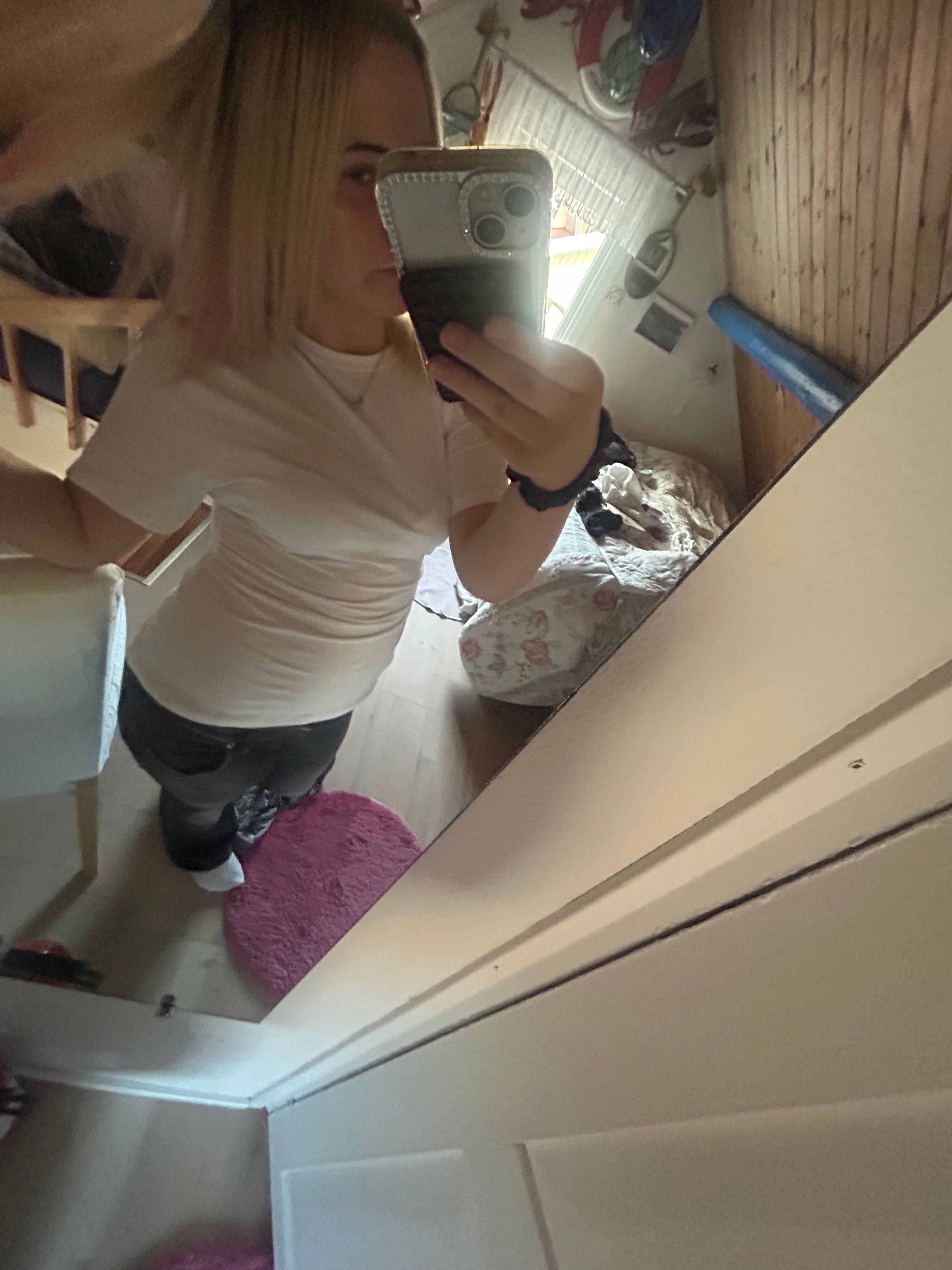 bild 0}