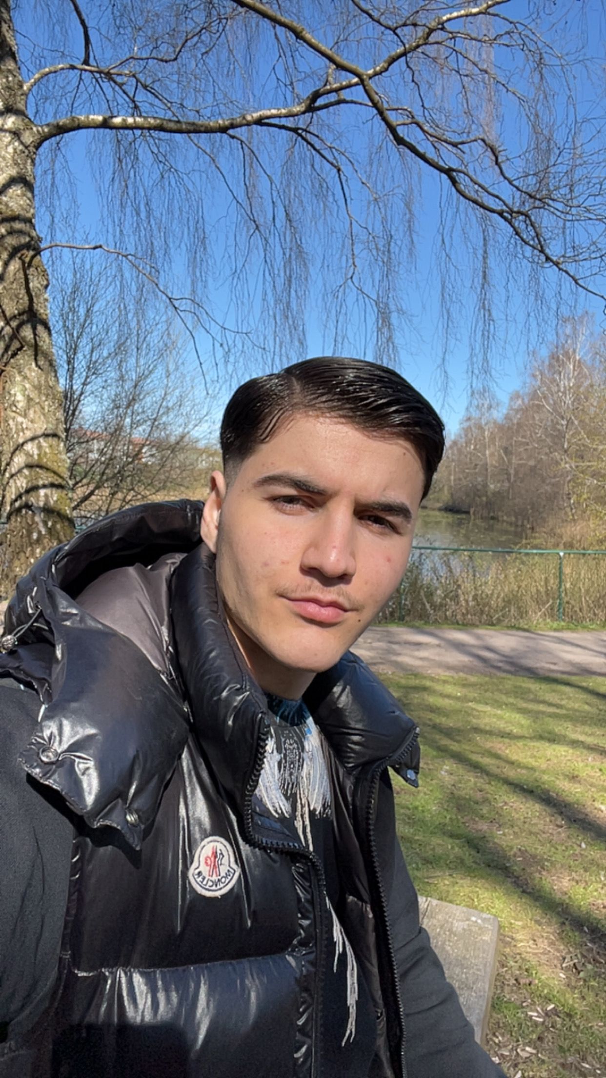 bild 0}