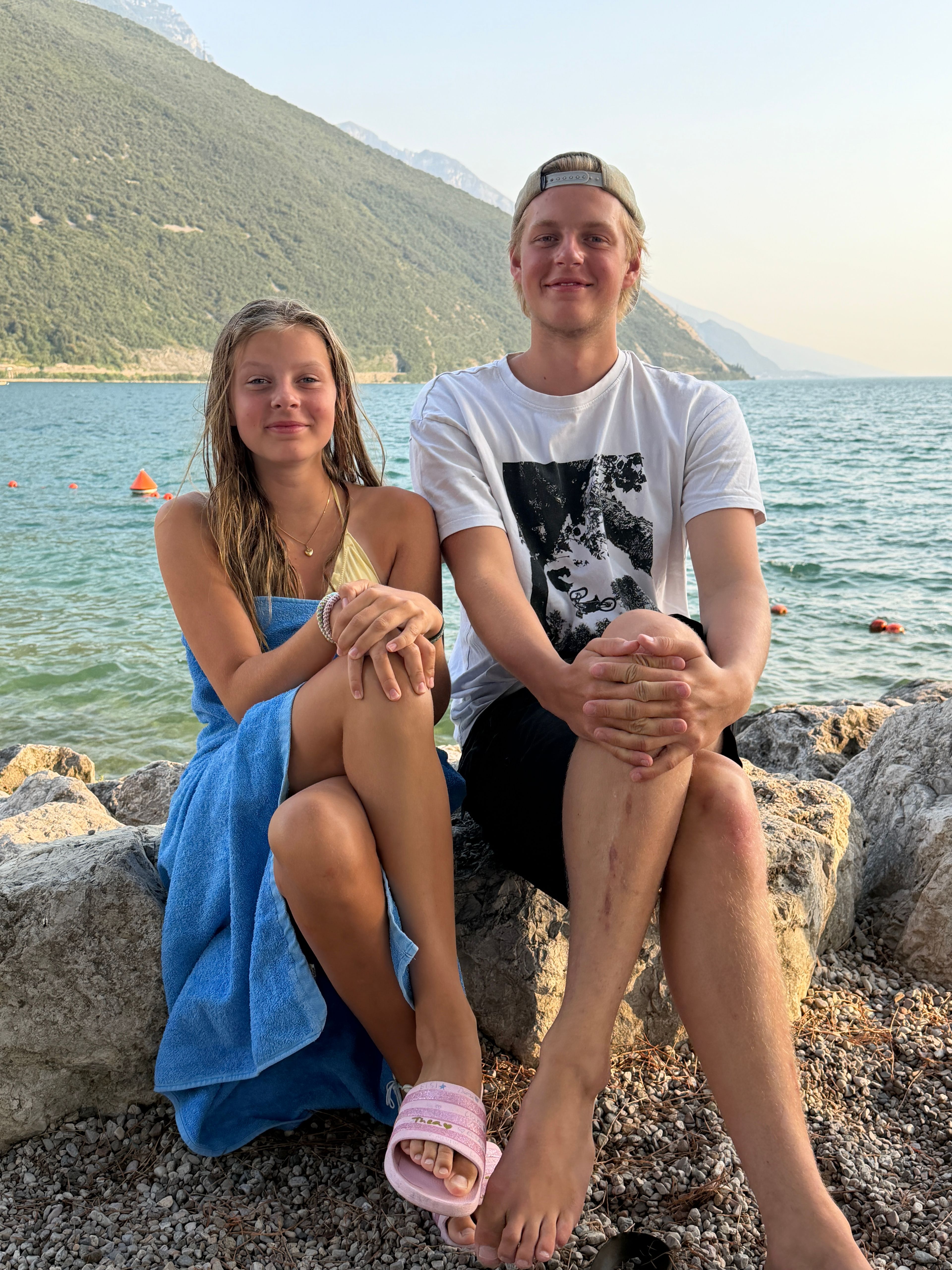 bild 0}