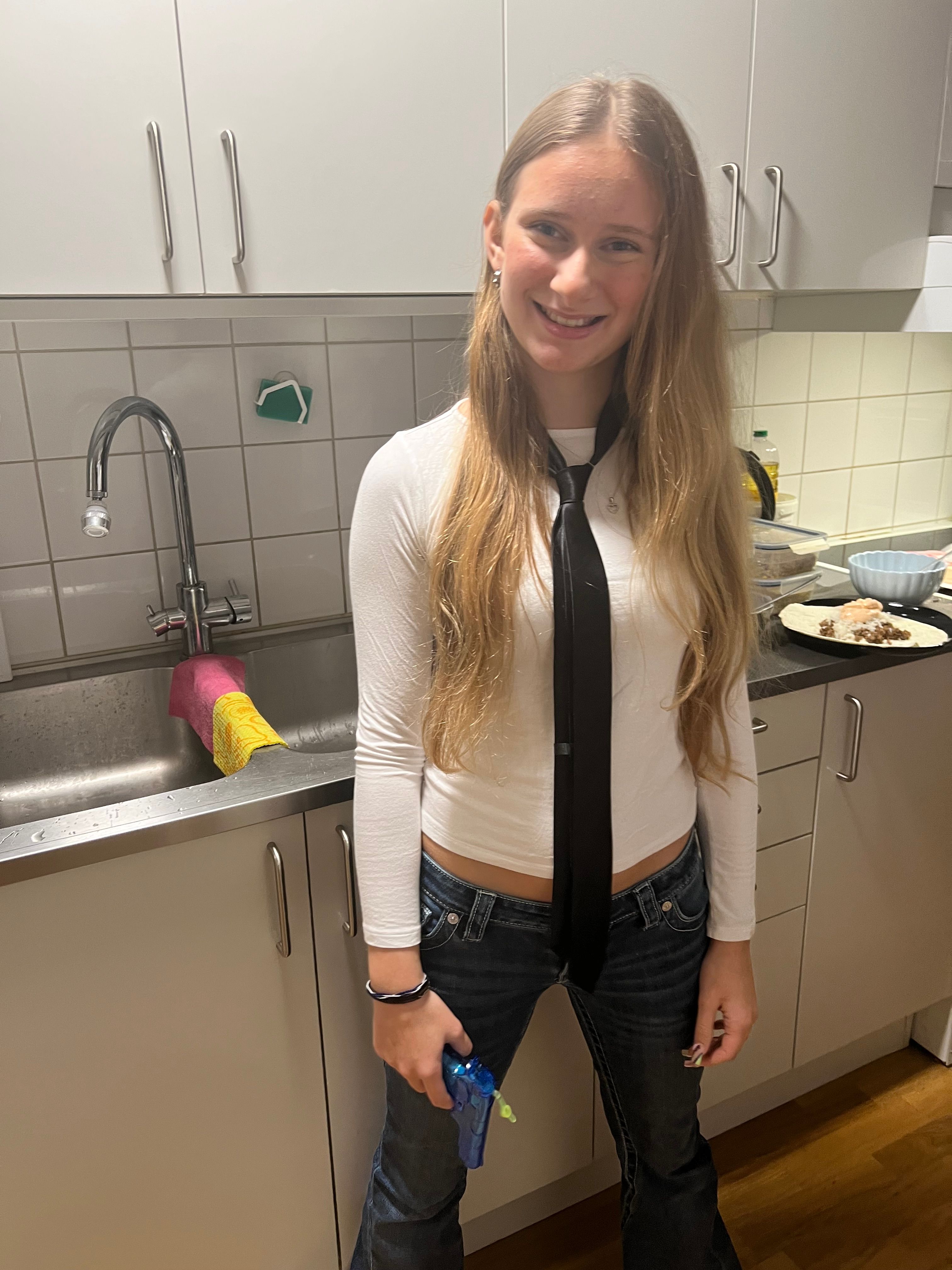 bild 0}