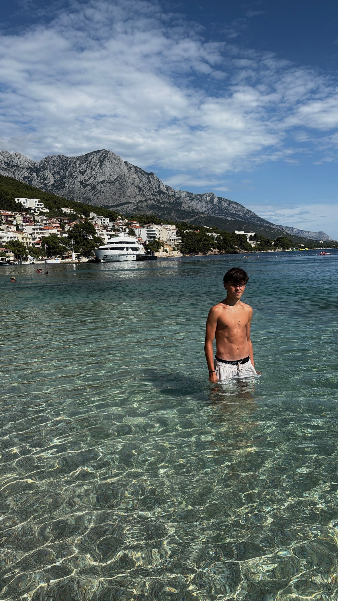 bild 0}