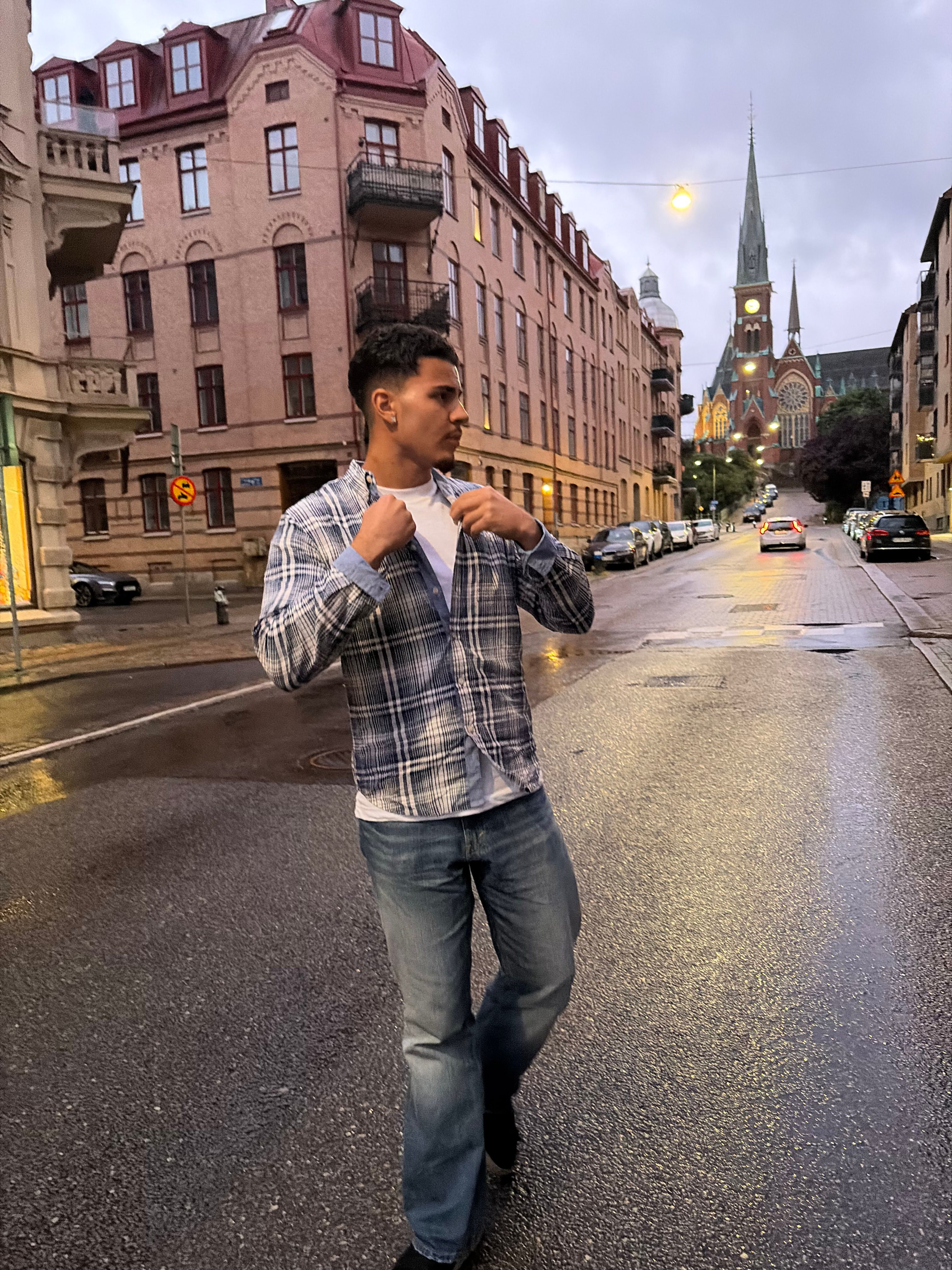 bild 0}