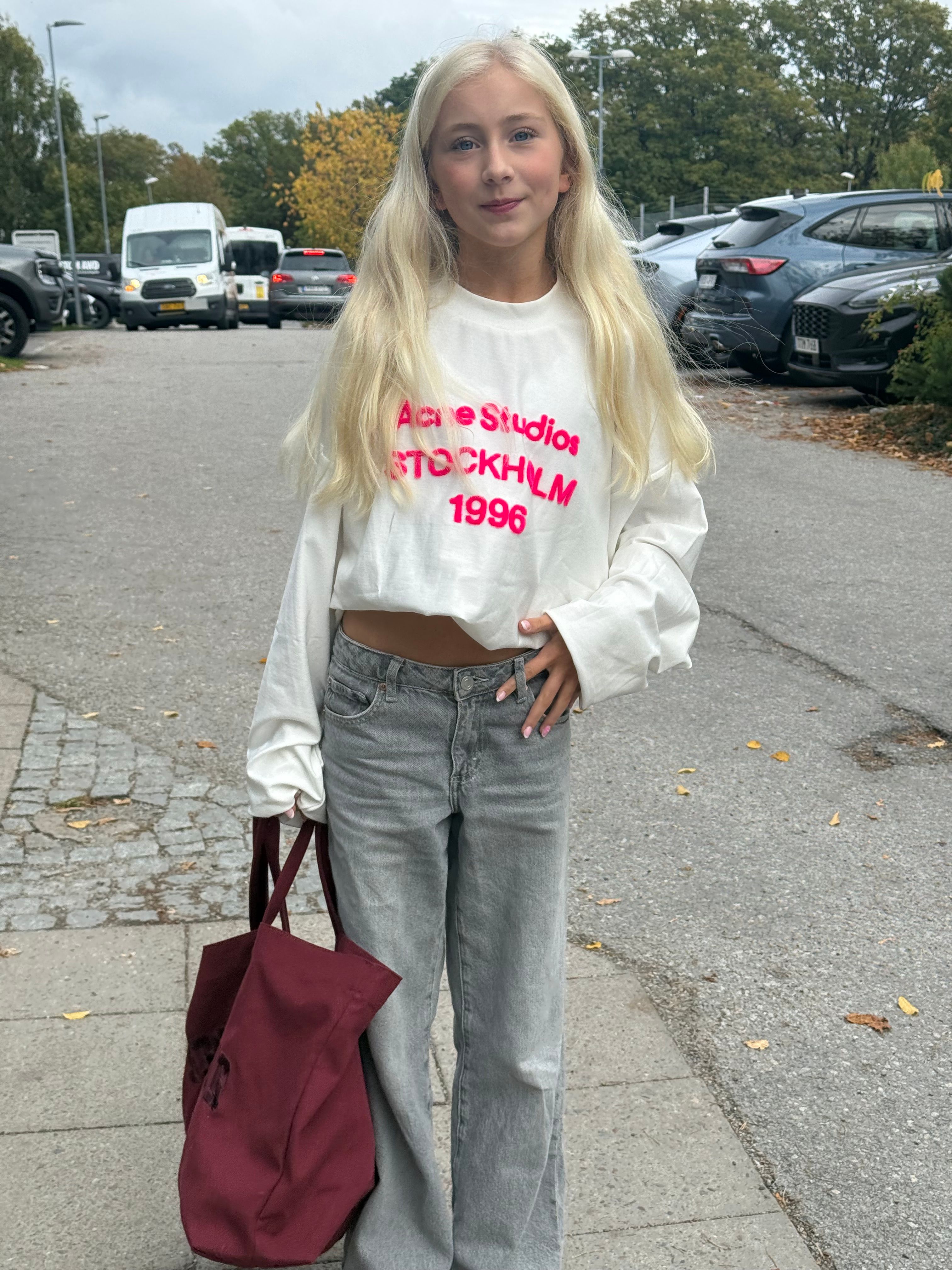 bild 0}