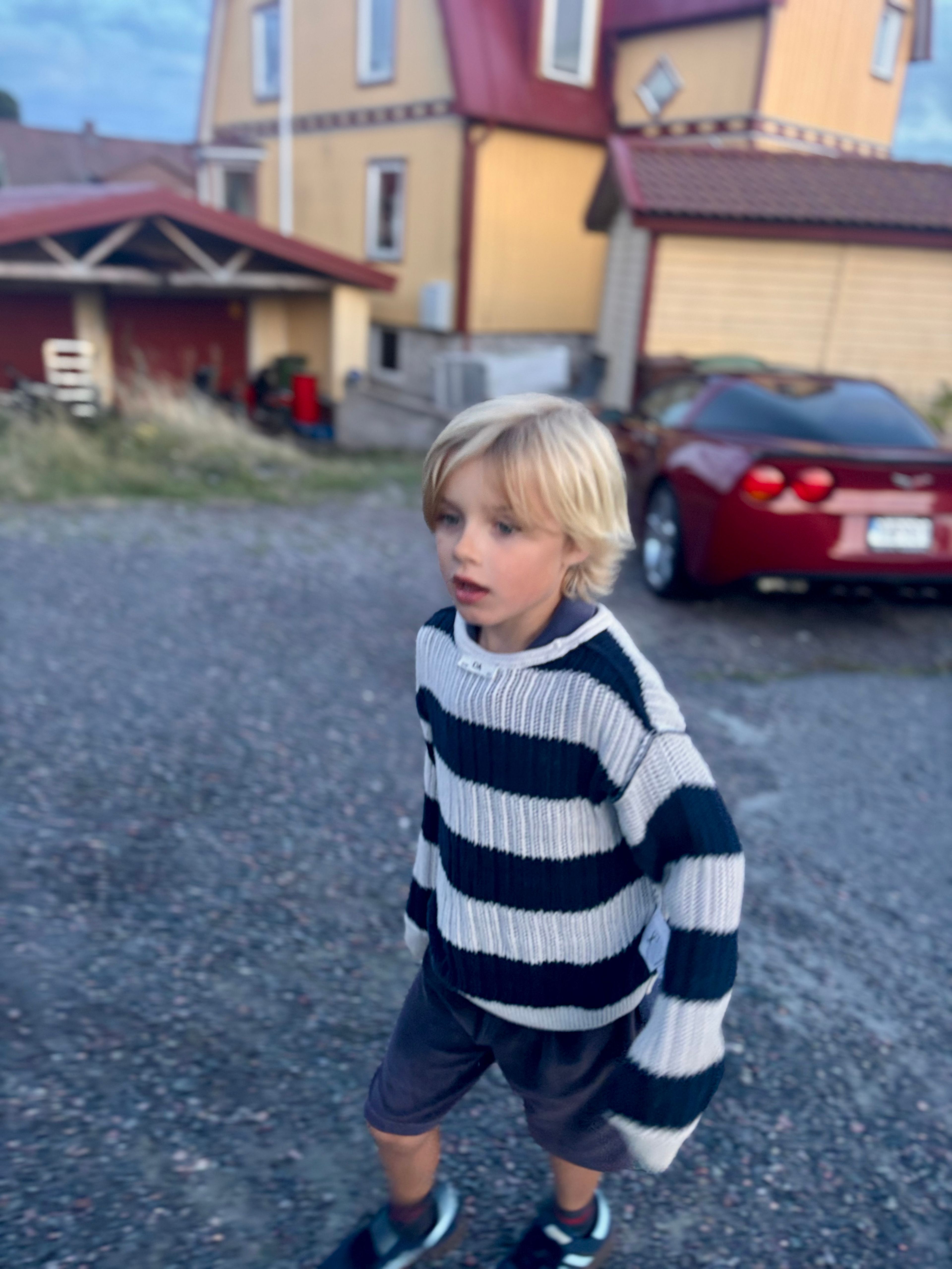 bild 0}