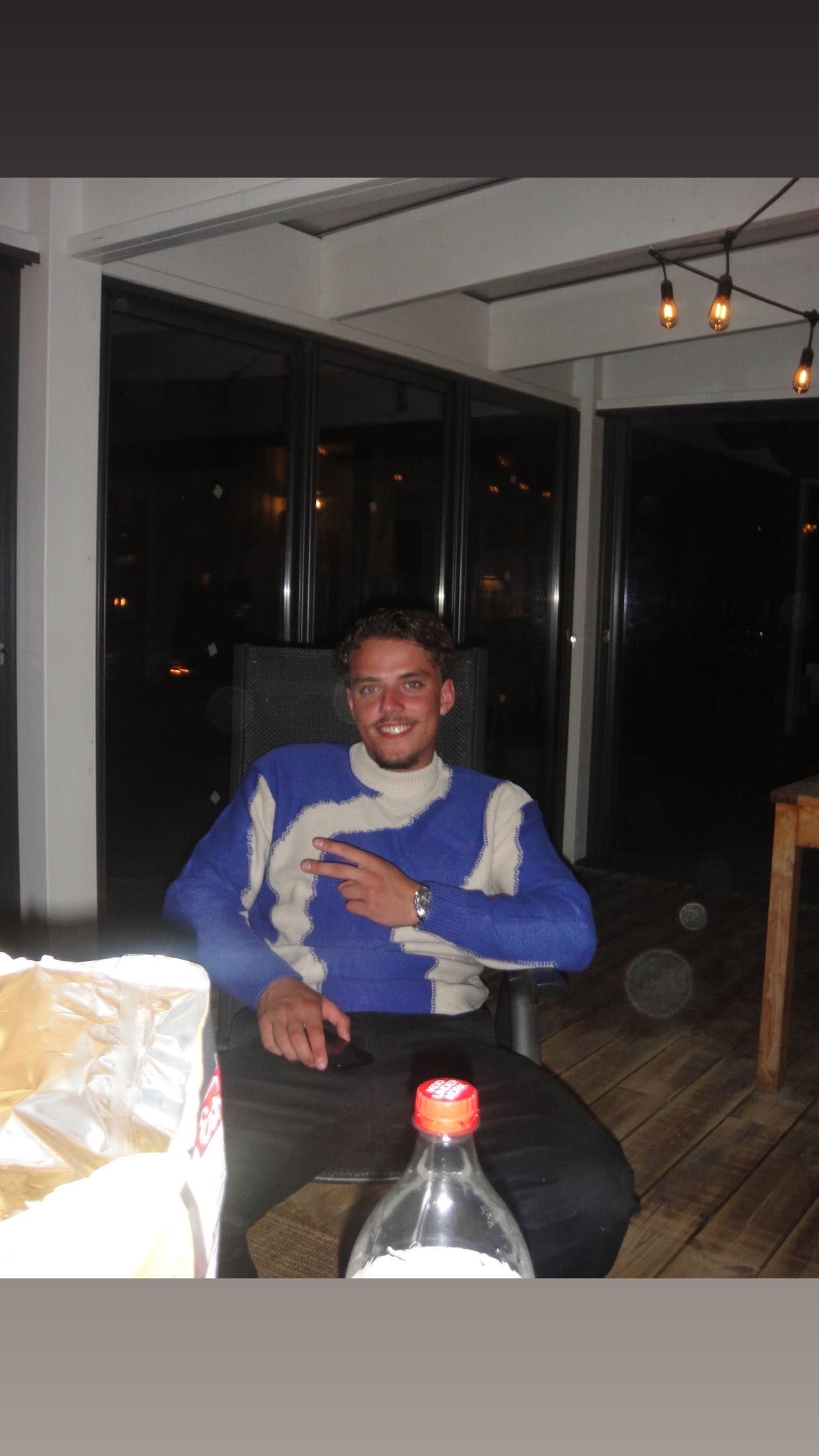 bild 0}