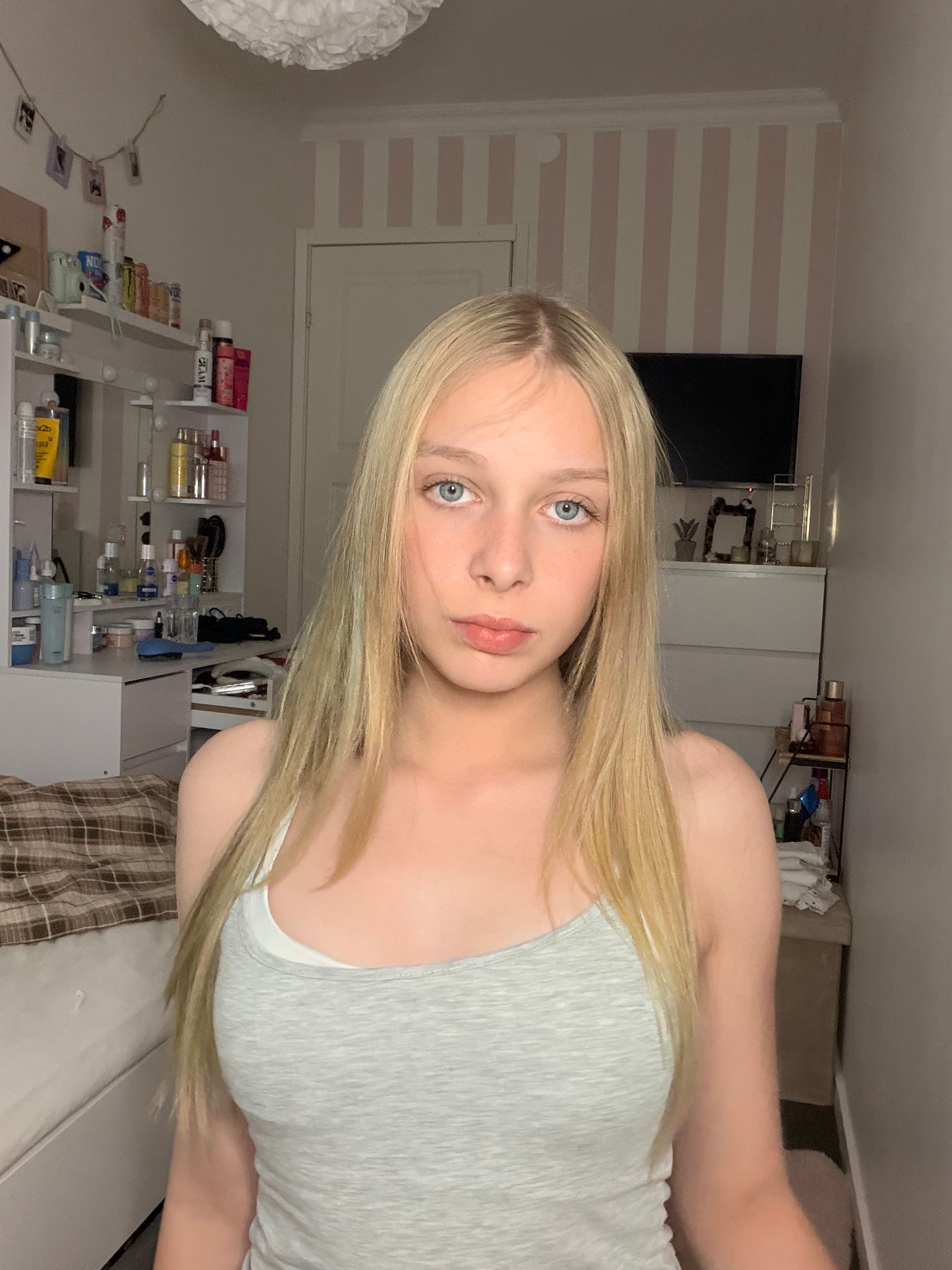 bild 0}