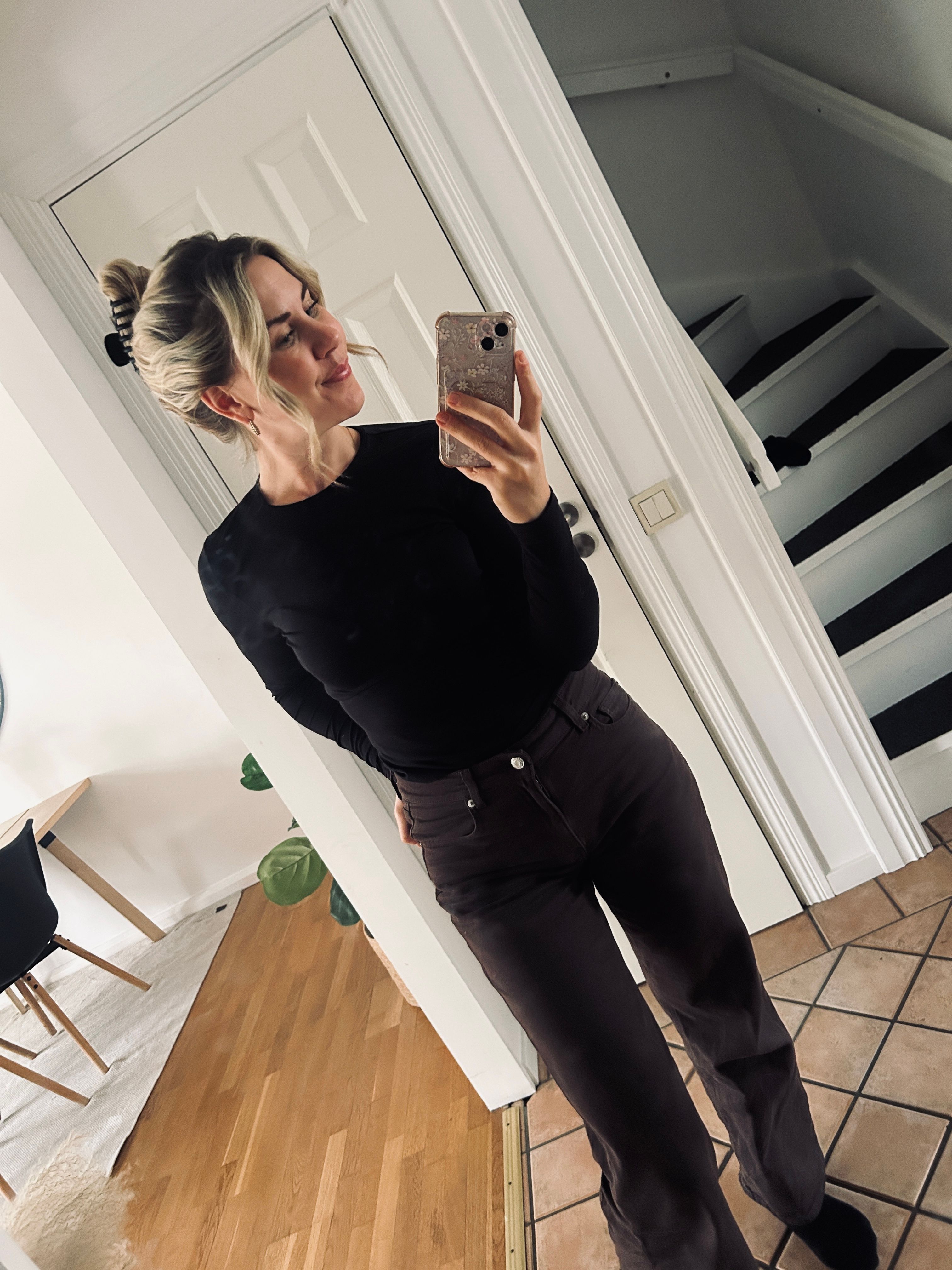 bild 0}