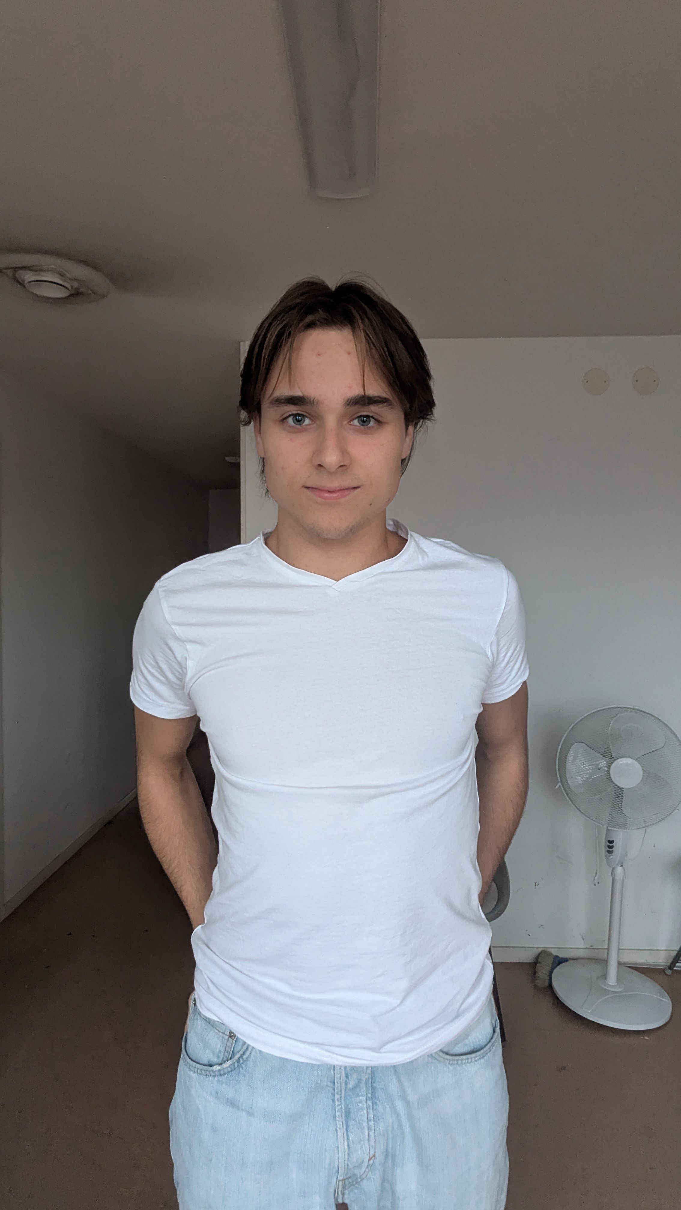 bild 0}
