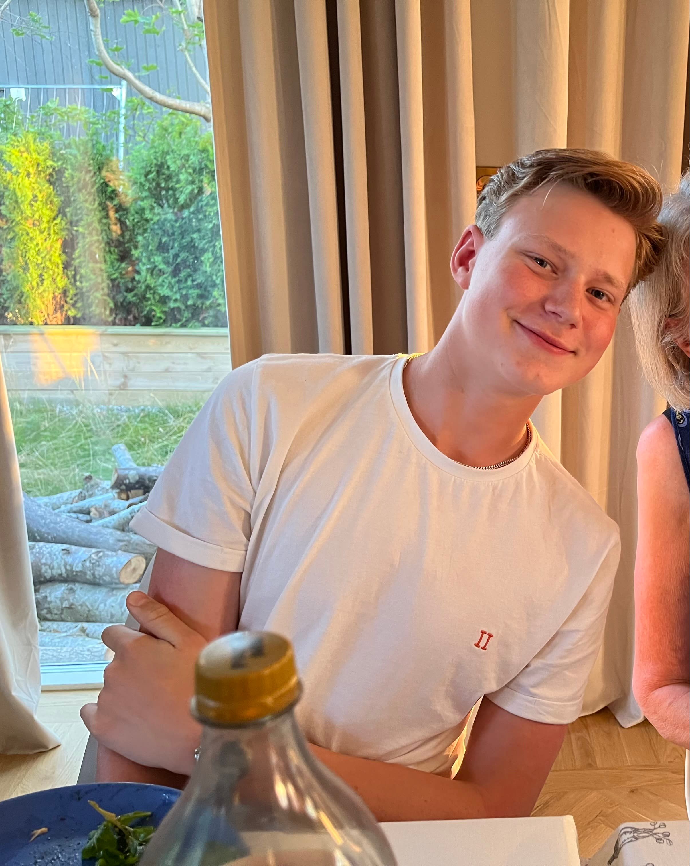 bild 0}